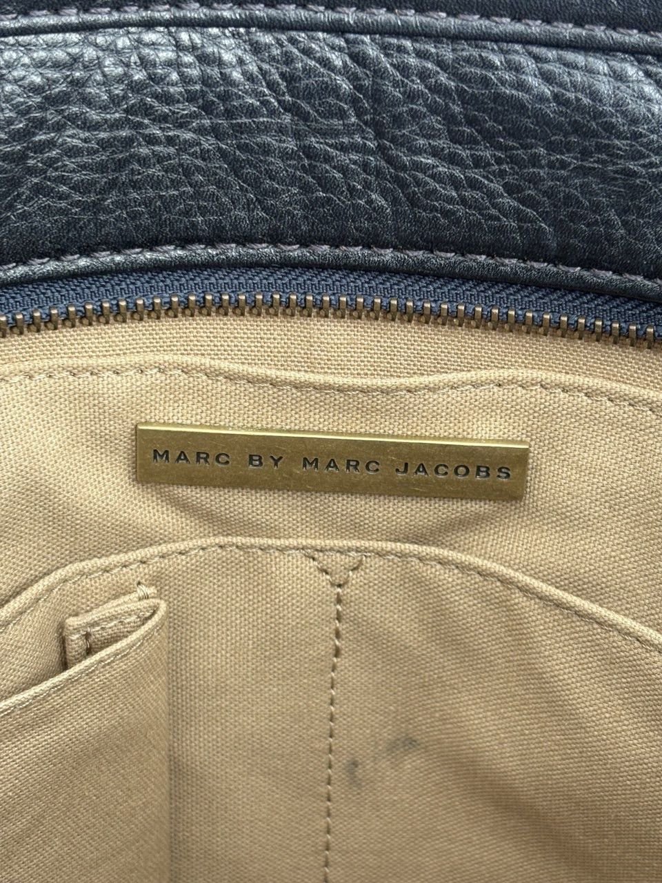 Marc Jacobs Marc by Marc Jacobs Women's Leather Shoulder Bag Tote Bag Size ONE SIZE - 18 Thumbnail