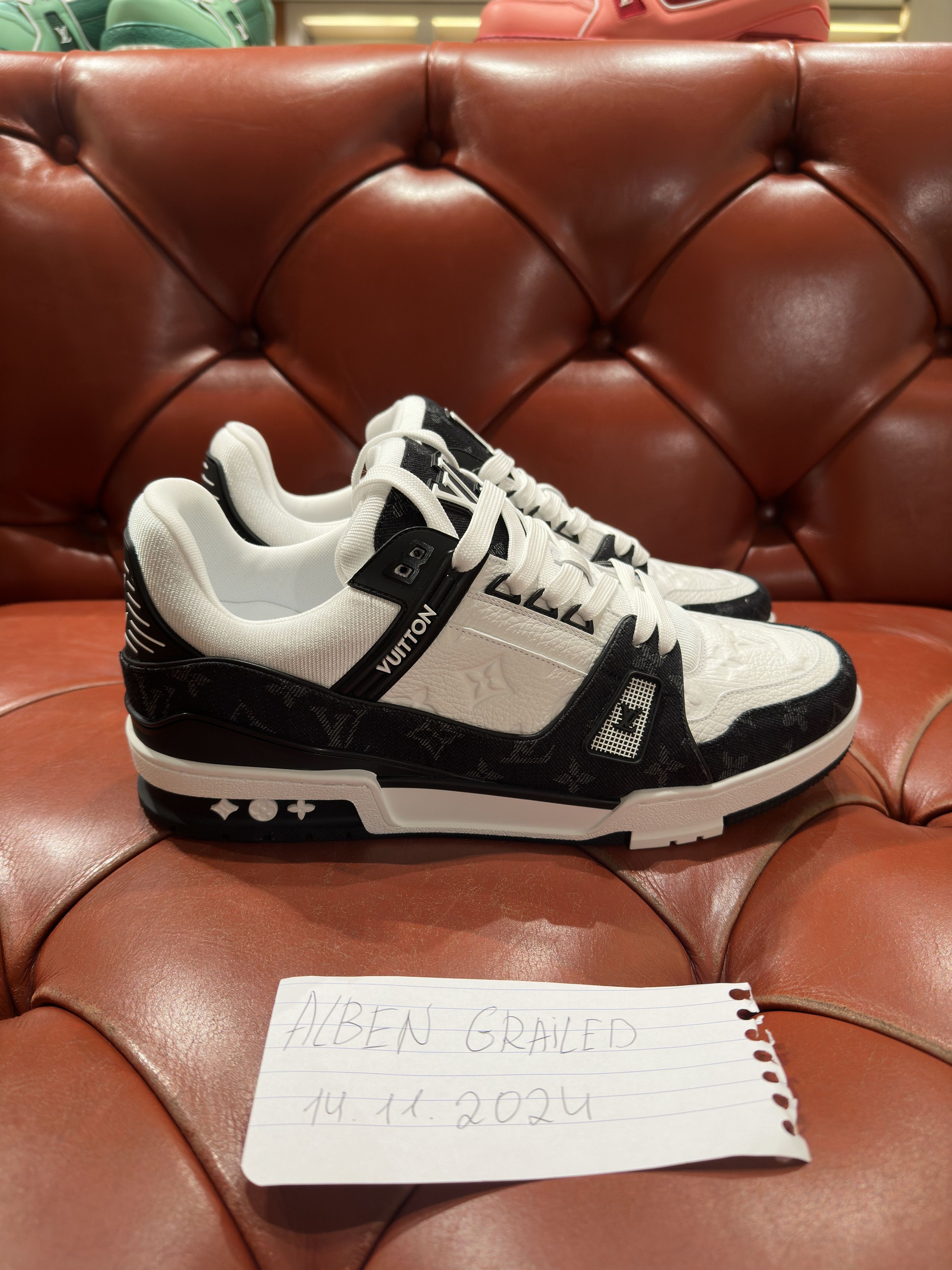 Louis Vuitton Louis Vuitton Trainer Sneaker Size US 10.5 / EU 43-44 - 2 Thumbnail
