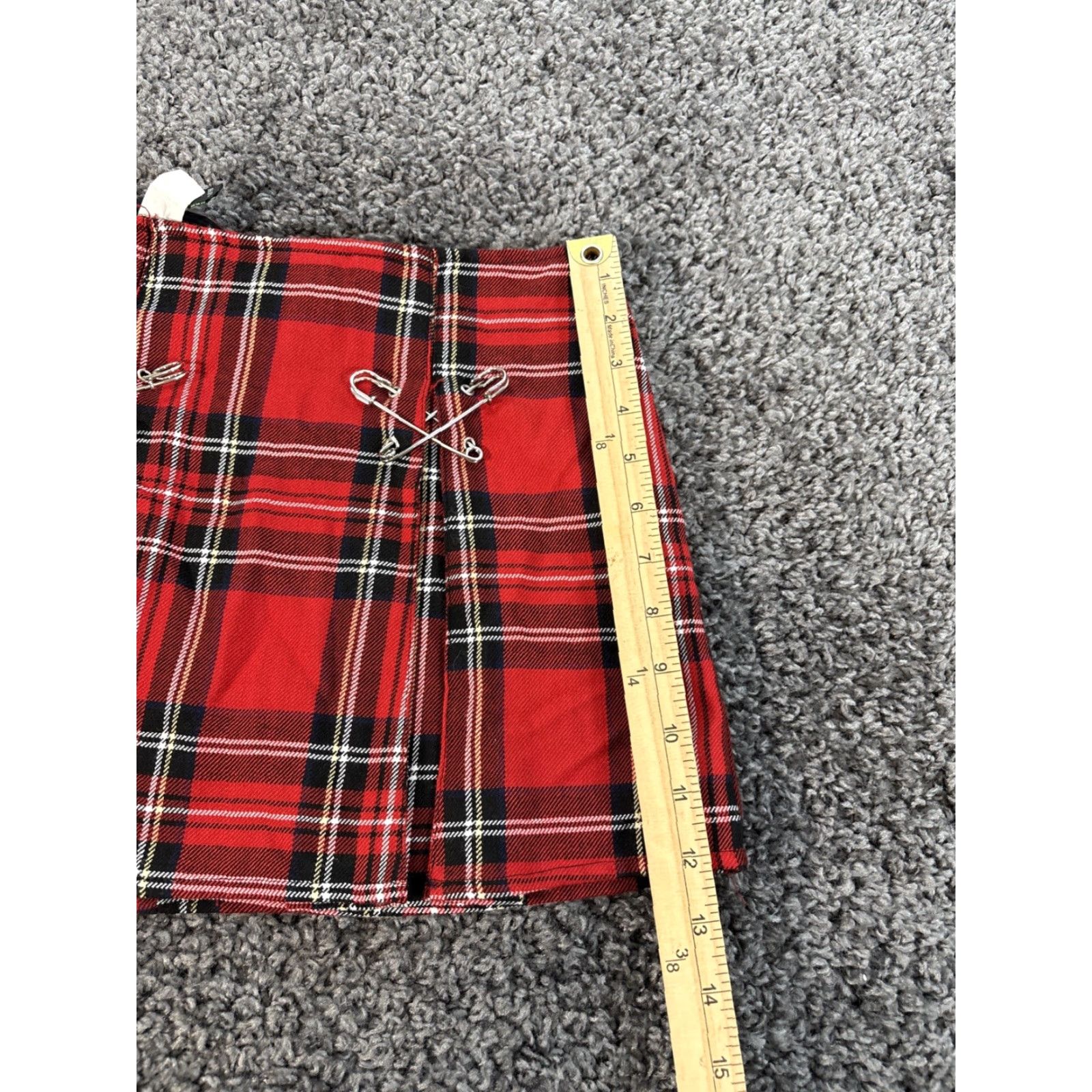 Vintage VINTAGE Super Low Fat Skirt Women's XS Red Plaid Mini Short Gothic 90s Grunge Punk Whimsigoth Y2K US Women Size 26" / US 2 / IT 38 - 2 Thumbnail