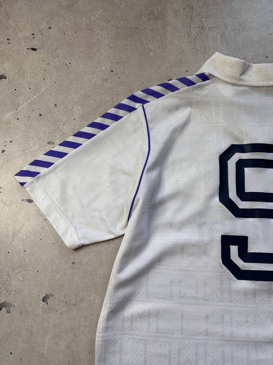 Hummel Real Madrid Hummel Parmalat #9 Santillana Jersey 1989-90 XL Size US XL / EU 56 / 4 - 17 Thumbnail