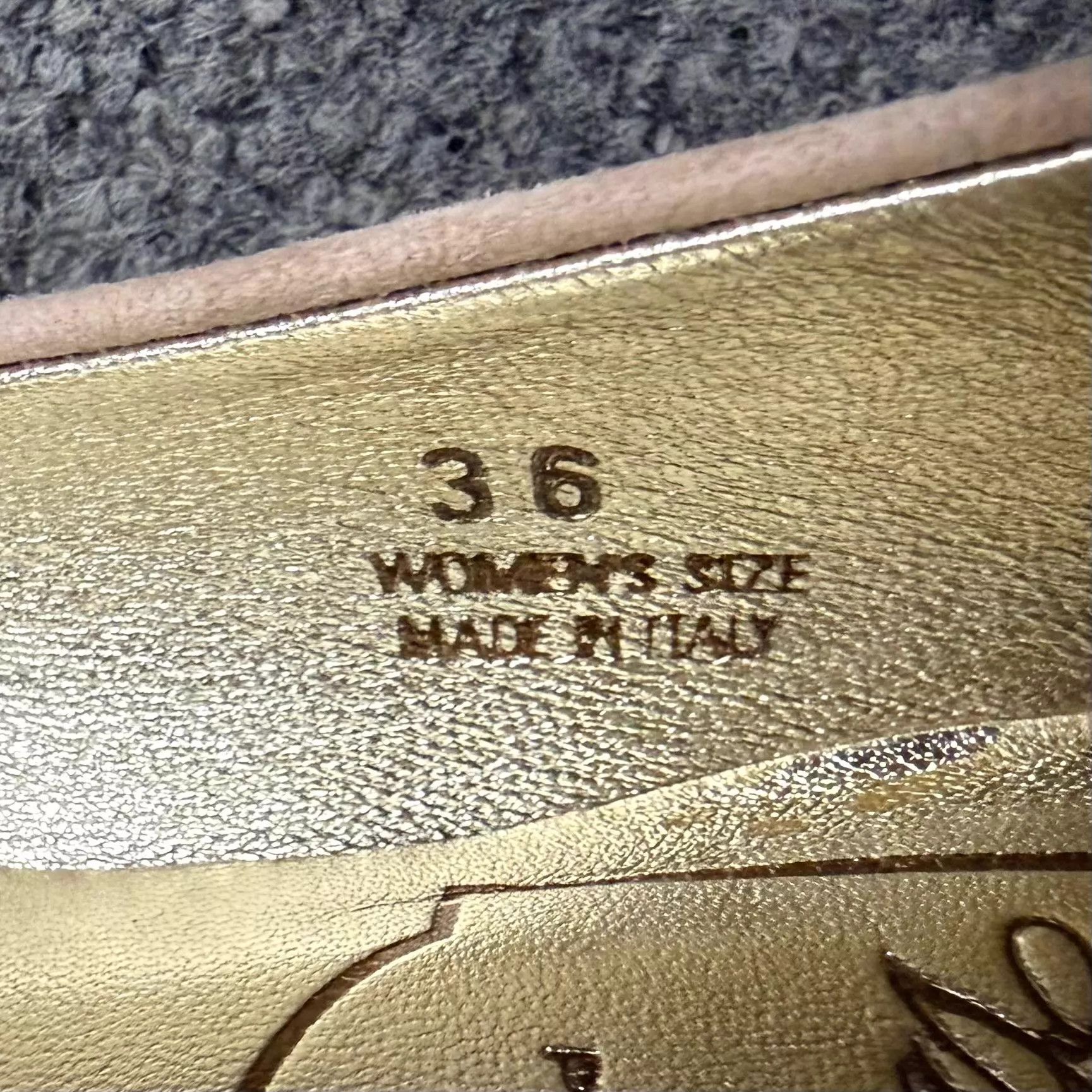 Roger Vivier RV Suede Square Buckle Flat 36 (New) Size US 5.5 / IT 35.5 - 6 Thumbnail