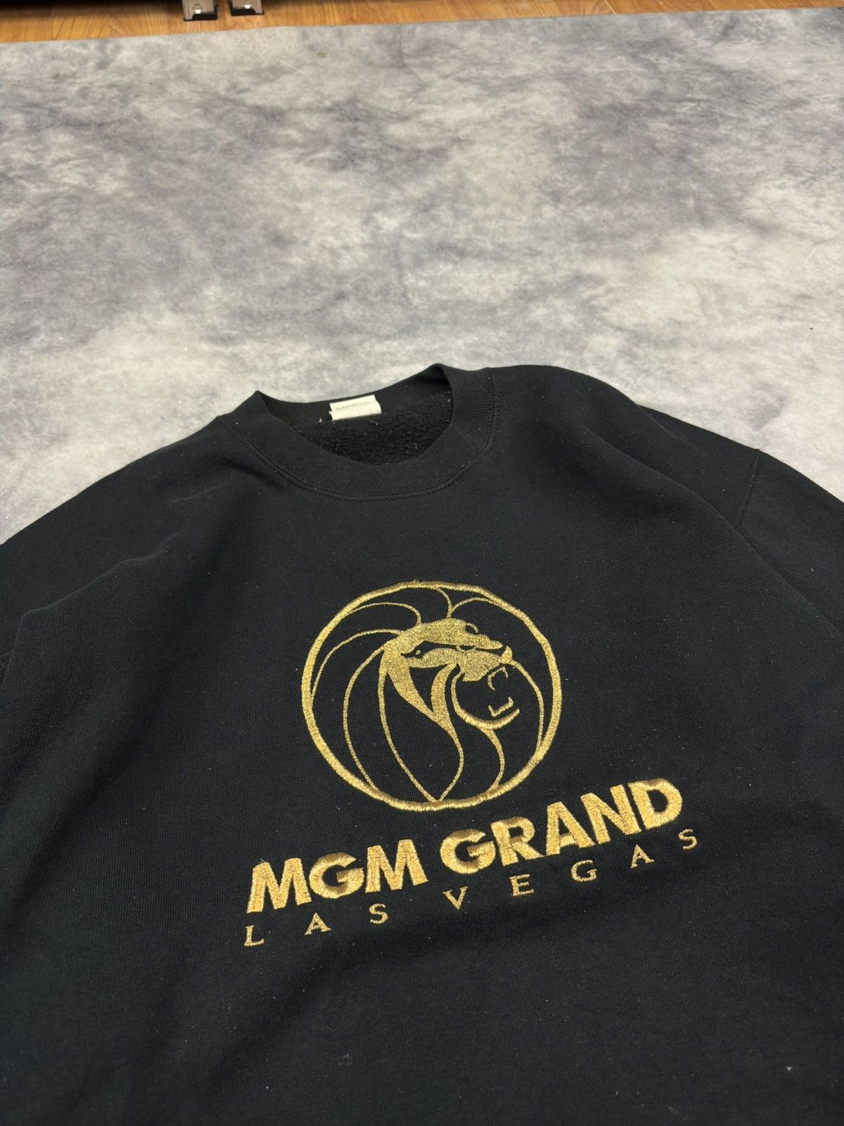 Other Vintage MGM Grand 1993 Big Logo Las Vegas Crewneck 90s Rare Size US L / EU 52-54 / 3 - 2 Thumbnail