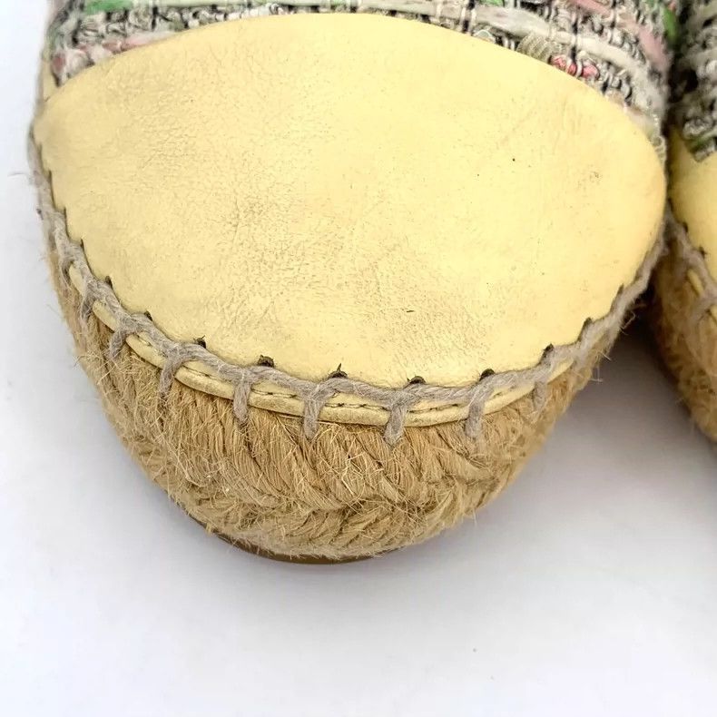 Chanel Yellow Chanel Fisherman SlipOn Shoes -2505 Size US 8 / EU 41 - 9 Thumbnail
