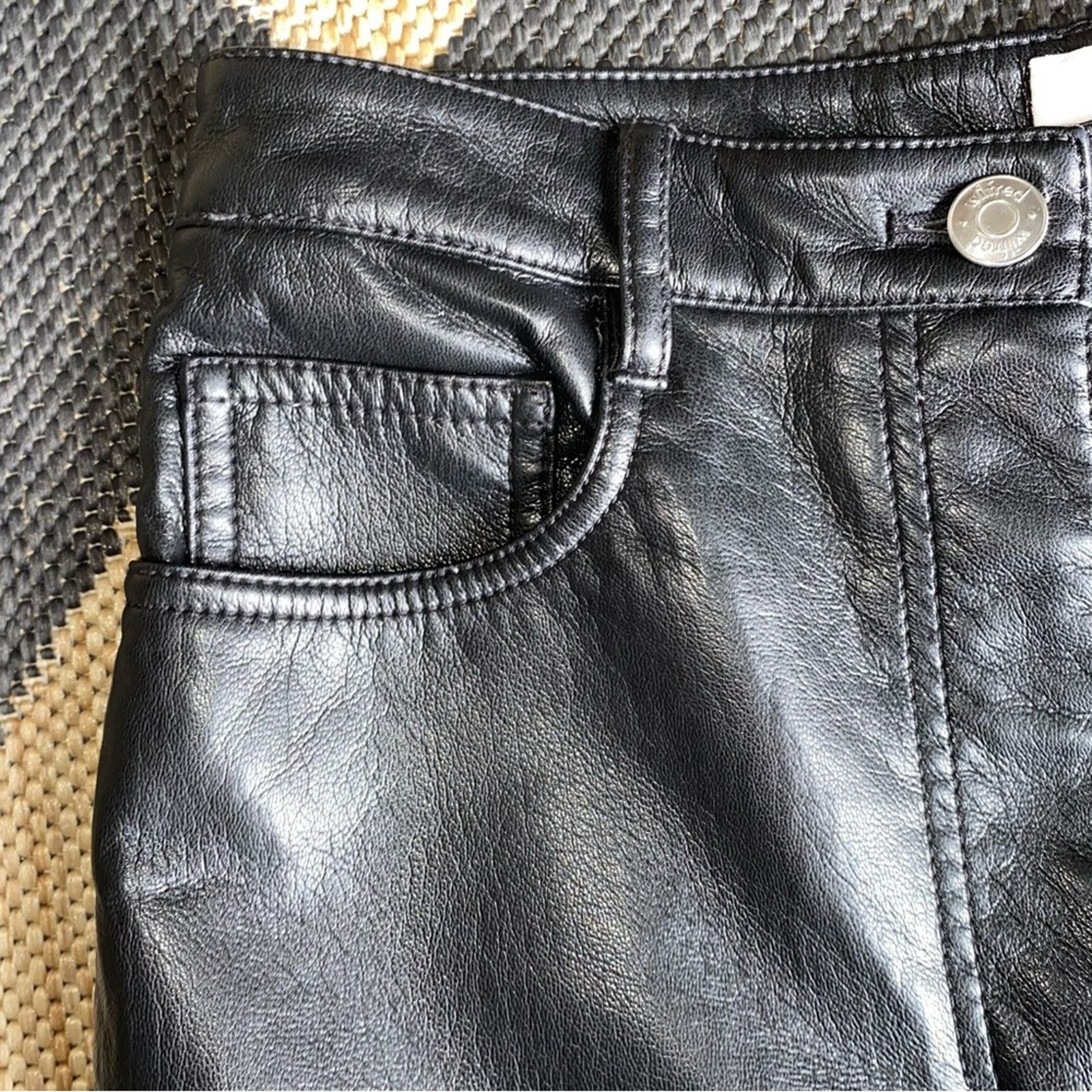 Aritzia Aritzia Wilfred $148 Faux Leather Melina Pant sz 4 EUC Size 27" / US 4 / IT 40 - 6 Thumbnail