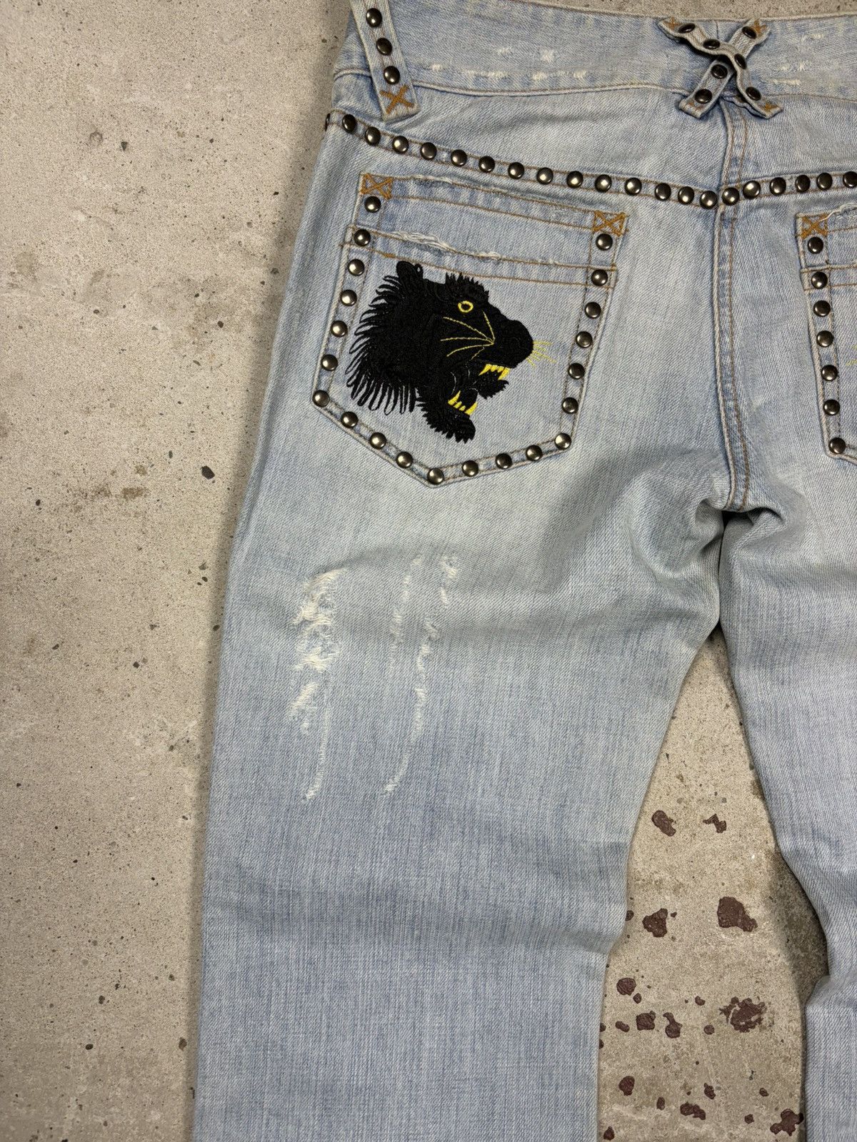 Dolce & Gabbana SS 2006 Dolce & Gabbana Studded Distressed Style Bootcut Size 28" / US 6 / IT 42 - 16 Thumbnail