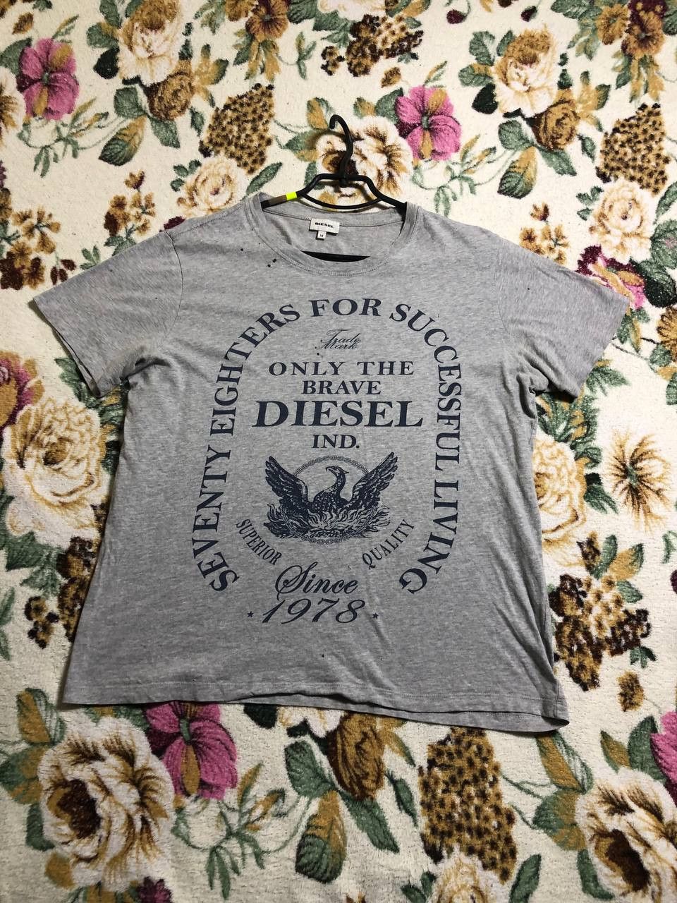 Diesel Vintage Diesel Big Y2K Logo Streetwear Short Sleeve T-Shirt Size US M / EU 48-50 / 2 - 1 Thumbnail