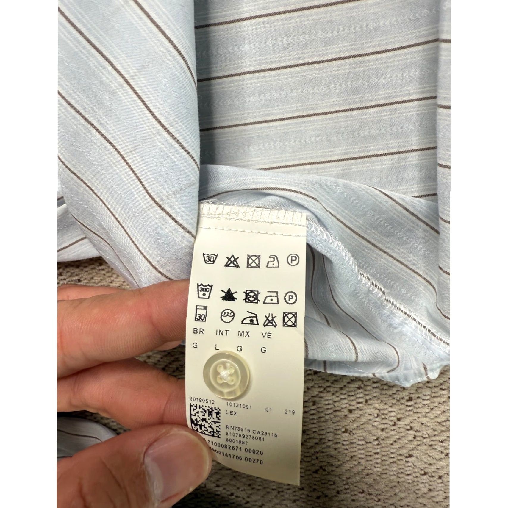 Hugo Boss VINTAGE: no — [Note: No vintage] Size 42R - 5 Thumbnail