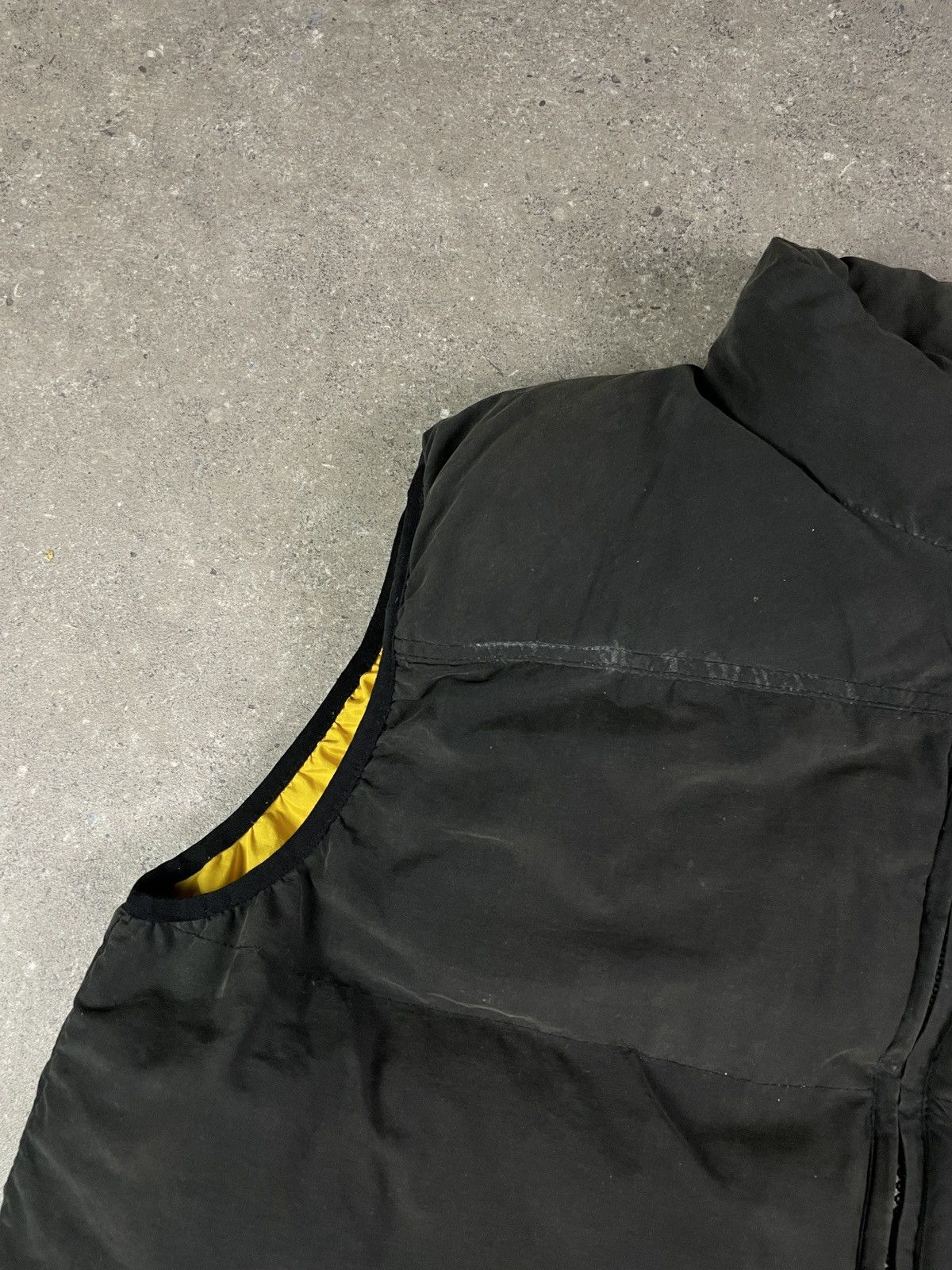 Caterpillar × Vintage Vintage Caterpillar Work Wear Puffer Vest Jacket Size US XL / EU 56 / 4 - 6 Thumbnail