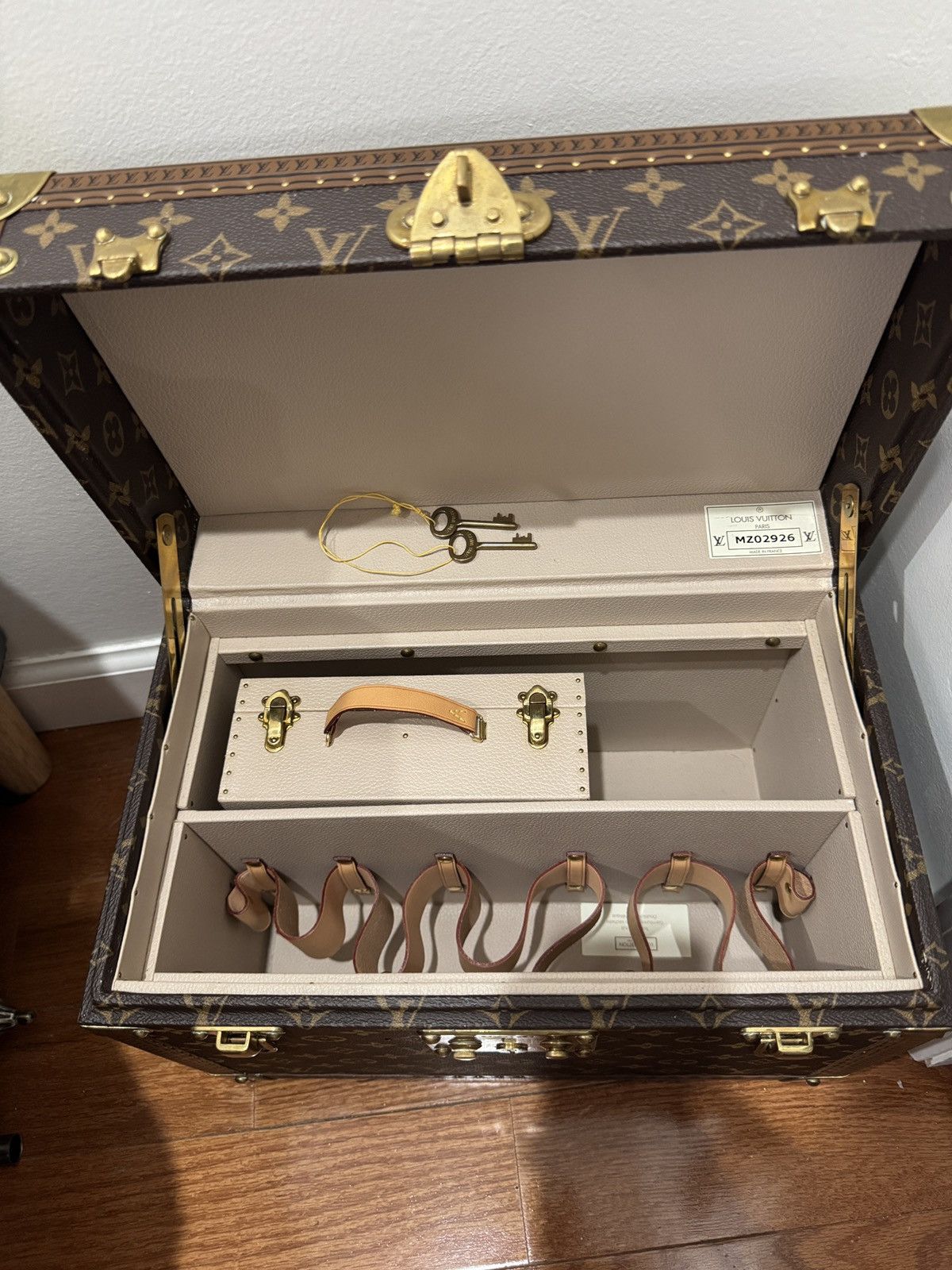 Louis Vuitton Louis Vuitton Pharmacy Box / Train Case Size ONE SIZE - 4 Thumbnail