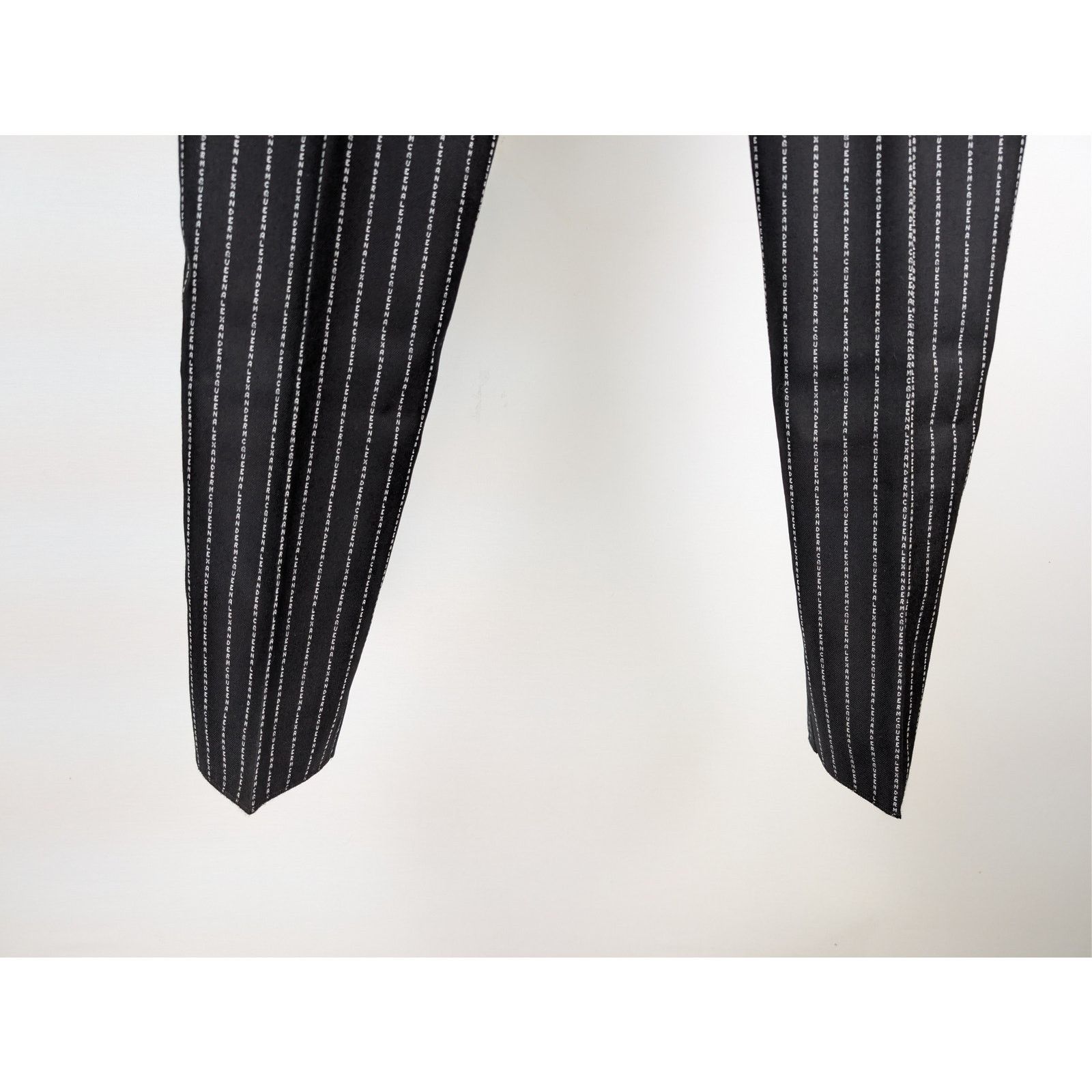 Alexander McQueen o1rshd1 McQueen Lettered Pinstripe Pants in Black/White Size US 40 / EU 56 - 13 Thumbnail