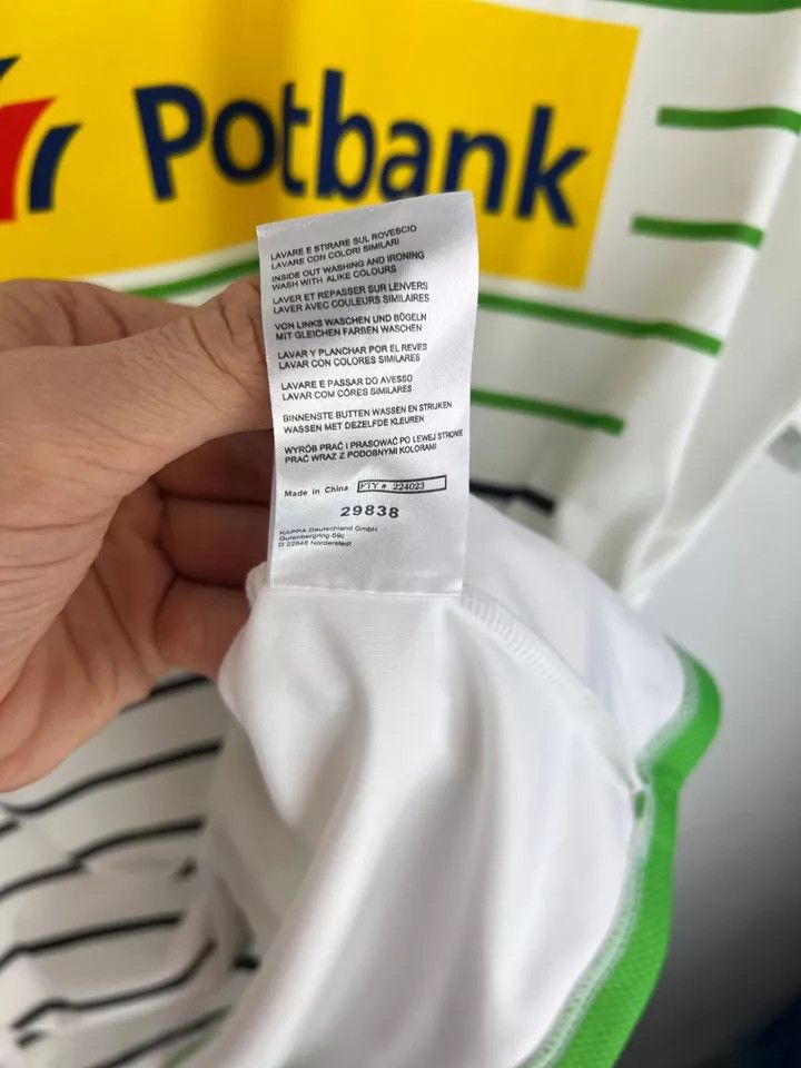 Kappa Borussia Monchengladbach 2013-14 Home Matchworn FOOTBALL Size US XL / EU 56 / 4 - 7 Thumbnail