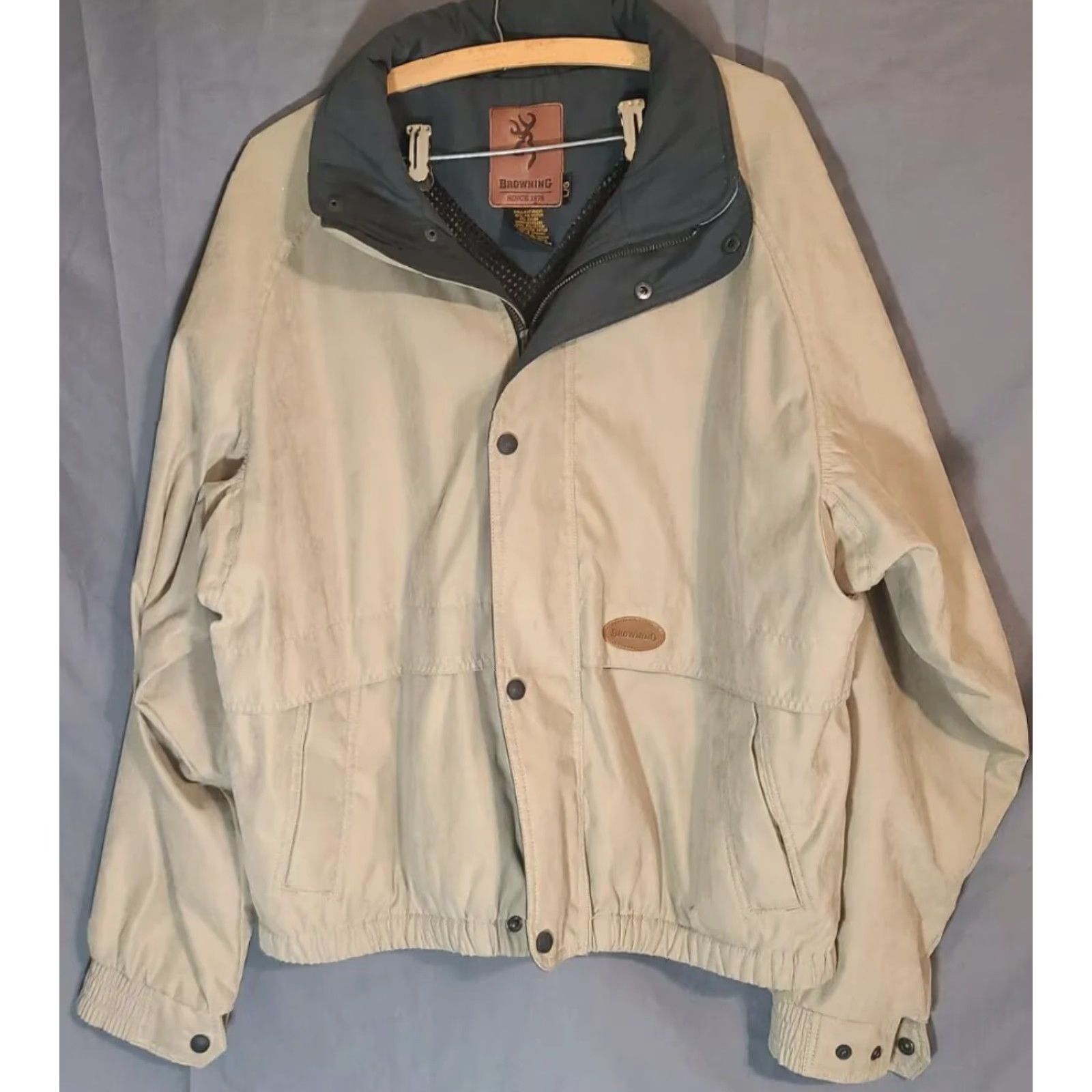 Vintage Browning Firearms vented Casual full zip Bomber Jacket Men's sz Large poly/nylon Jacket Mens Regular Size L Brown Vintage Size US L / EU 52-54 / 3 - 2 Thumbnail