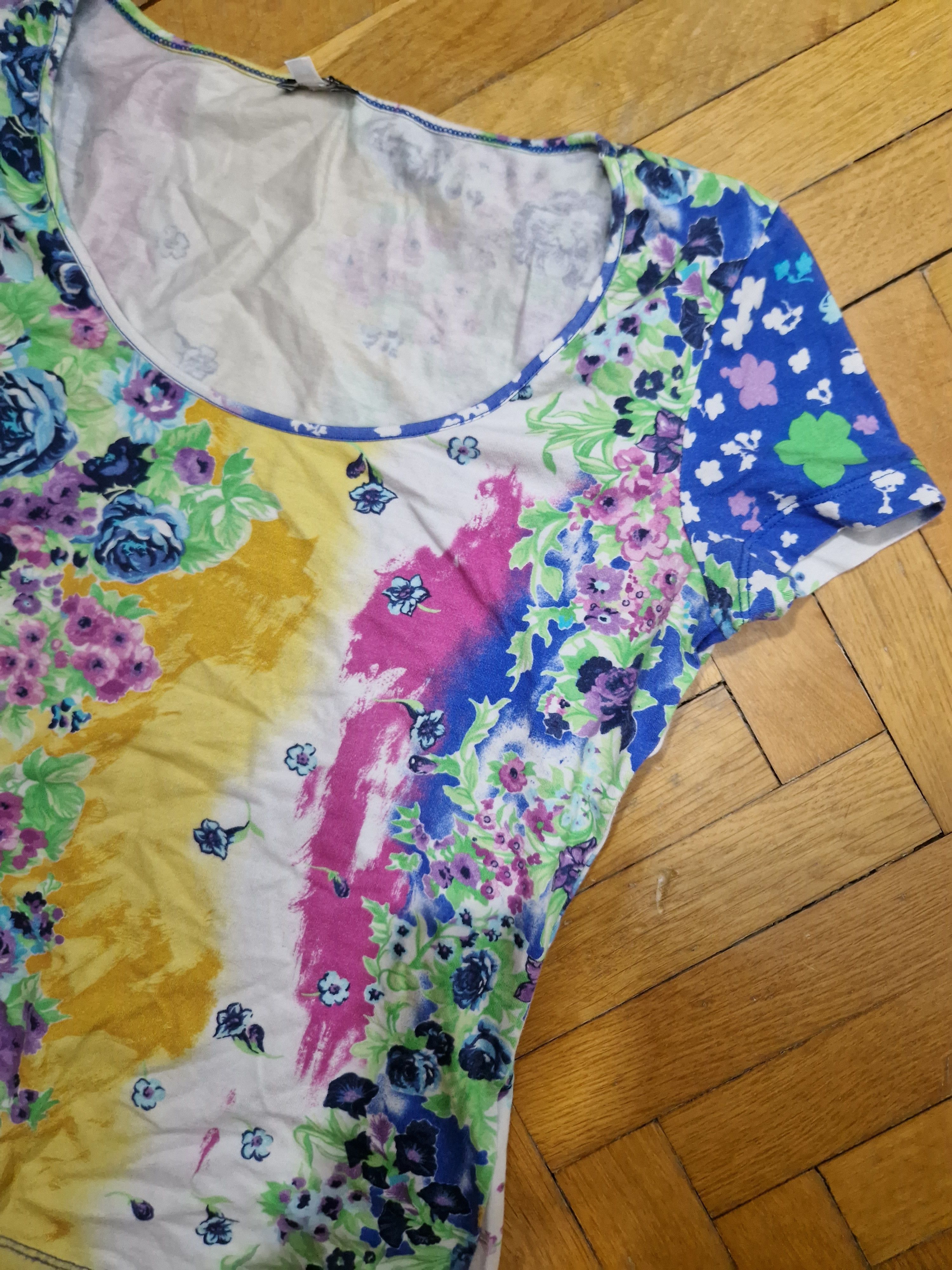Versace × Versace Jeans Couture Versace vintage floral top Size S / US 4 / IT 40 - 3 Thumbnail