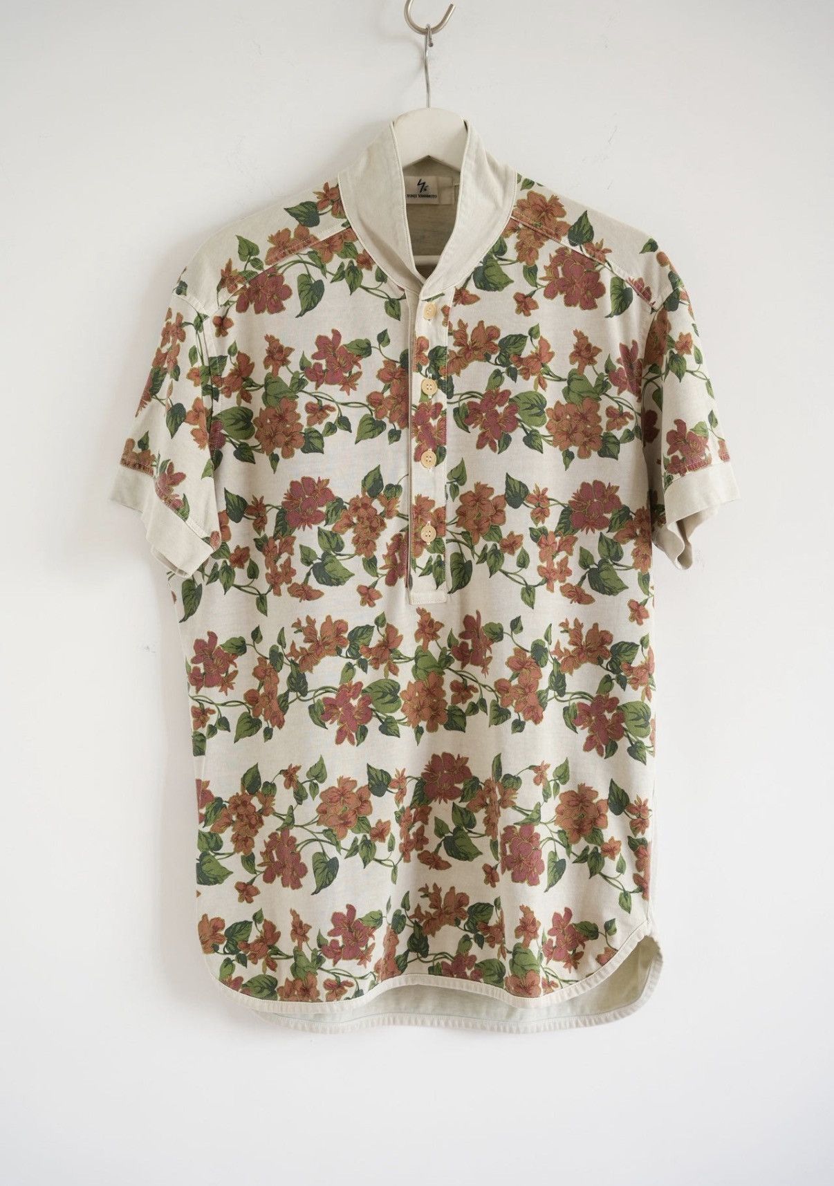 Yohji Yamamoto Yohji Yamamoto All-Over Floral Print Short Sleeve Polo K4 Size US L / EU 52-54 / 3 - 1 Thumbnail