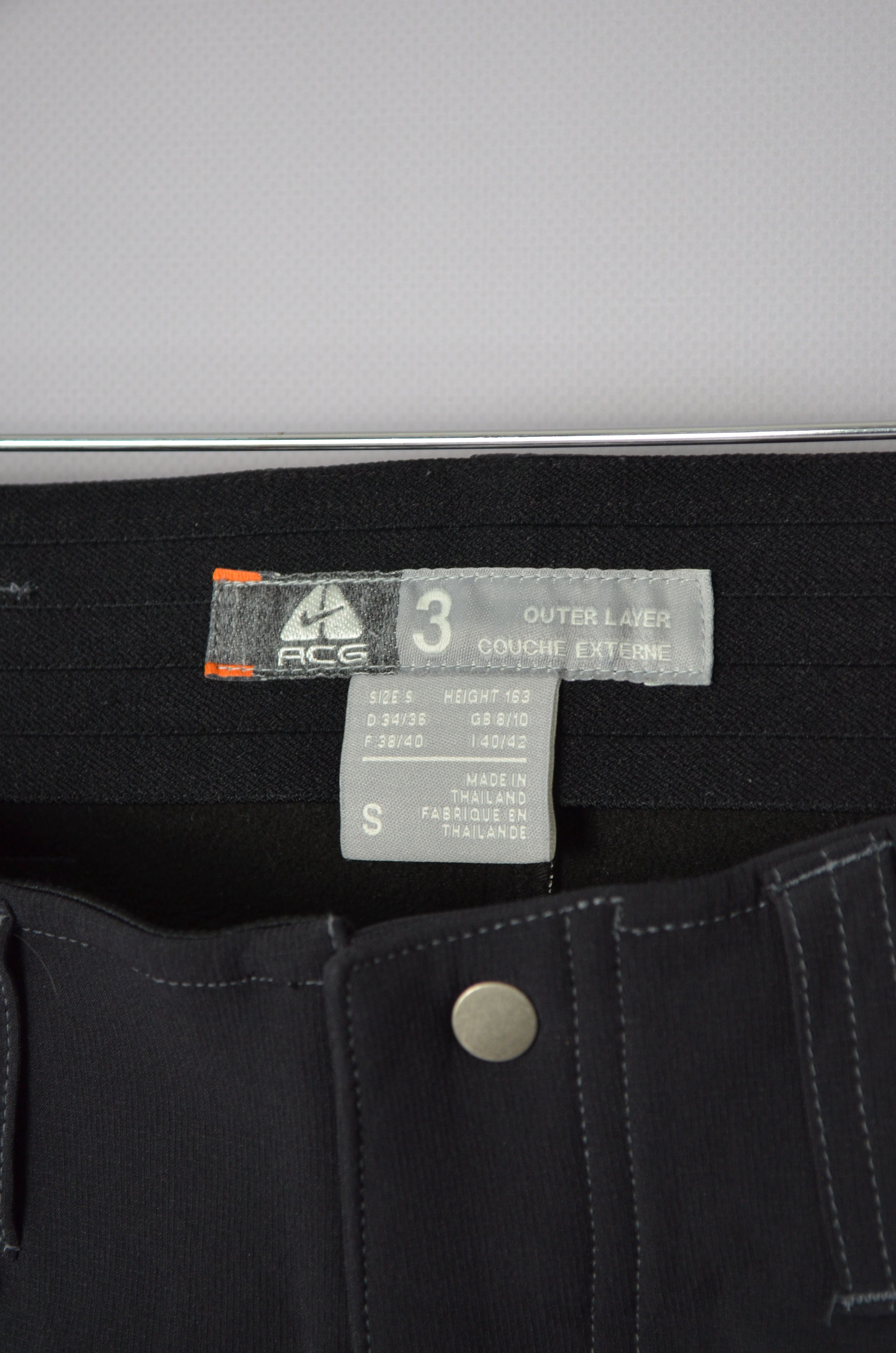 Designer × Nike ACG Nike ACG Softshell Ski Snowboard Snowpants Pants Activewear Size 28" / US 6 / IT 42 - 7 Thumbnail
