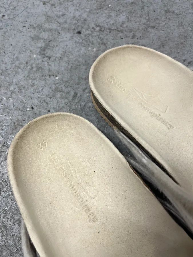 Vintage The Last Conspiracy White Pony Hair Sandals Size US 8 / IT 38 - 6 Thumbnail