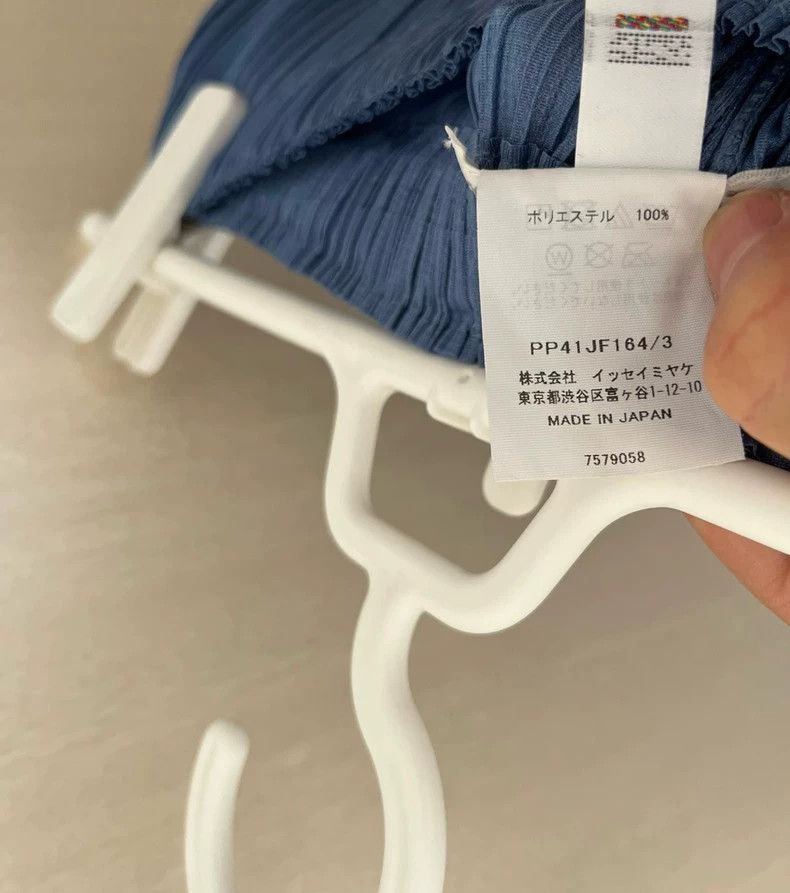 Issey Miyake Issey Miyake size:3 Blue pleated trousers Size 31" - 5 Thumbnail