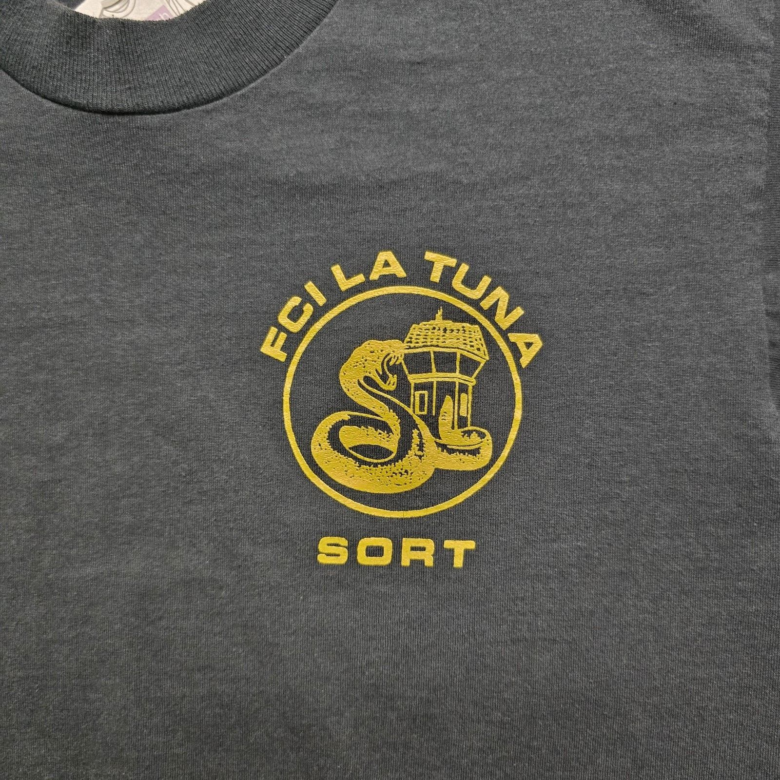 Vintage Vintage FCI La Tuna L Screen Stars Best Snake Prison Tee 90s Size US L / EU 52-54 / 3 - 2 Thumbnail