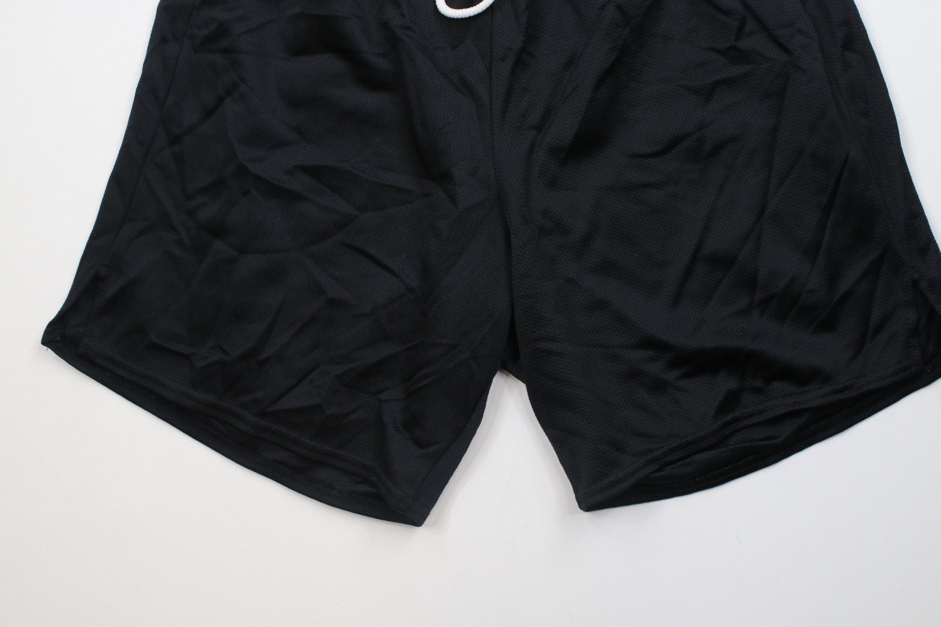 Vintage 90s Streetwear Knee Mesh Shorts Black Nylon USA