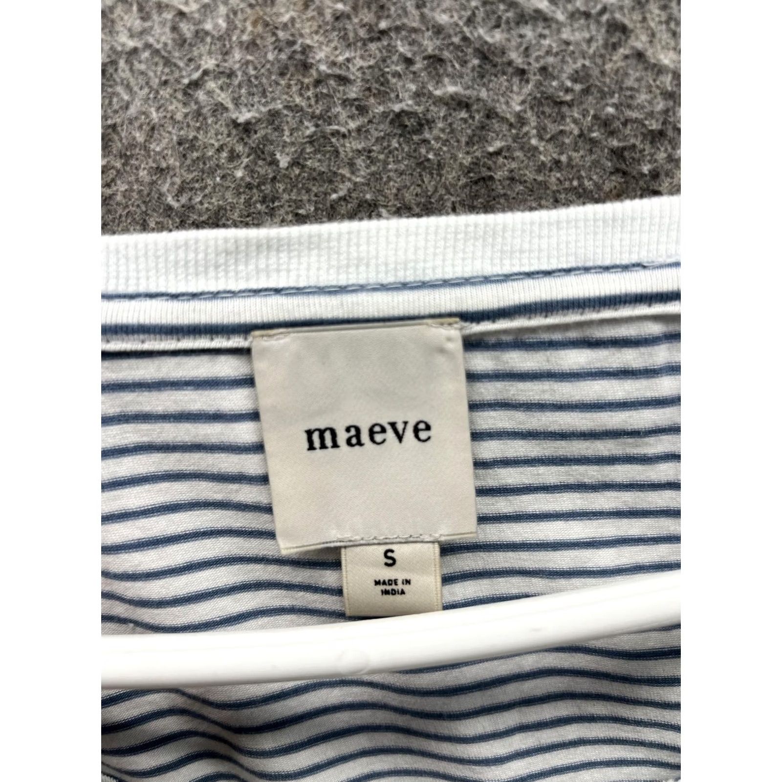 Vintage Maeve Shirt Womens Small White Stripe Scoop Neck Crochet Long Sleeve Jersey Top Size S / US 4 / IT 40 - 2 Thumbnail