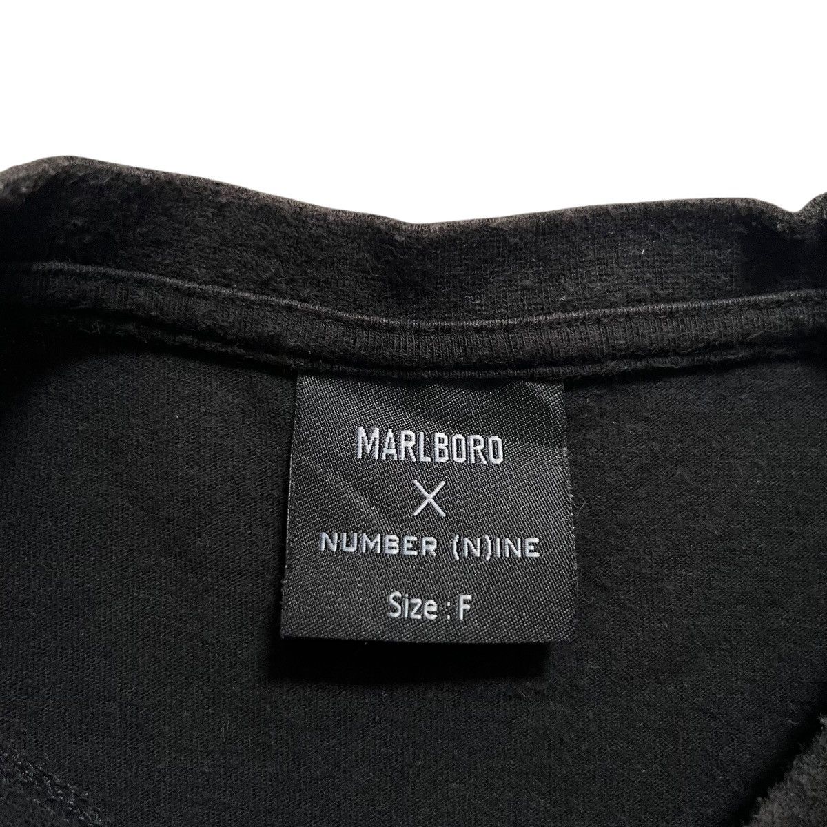 Number (N)ine 📢SENDOFFER📢 Number (N)ine x Marlboro Crest Shield Tee Size US M / EU 48-50 / 2 - 4 Thumbnail