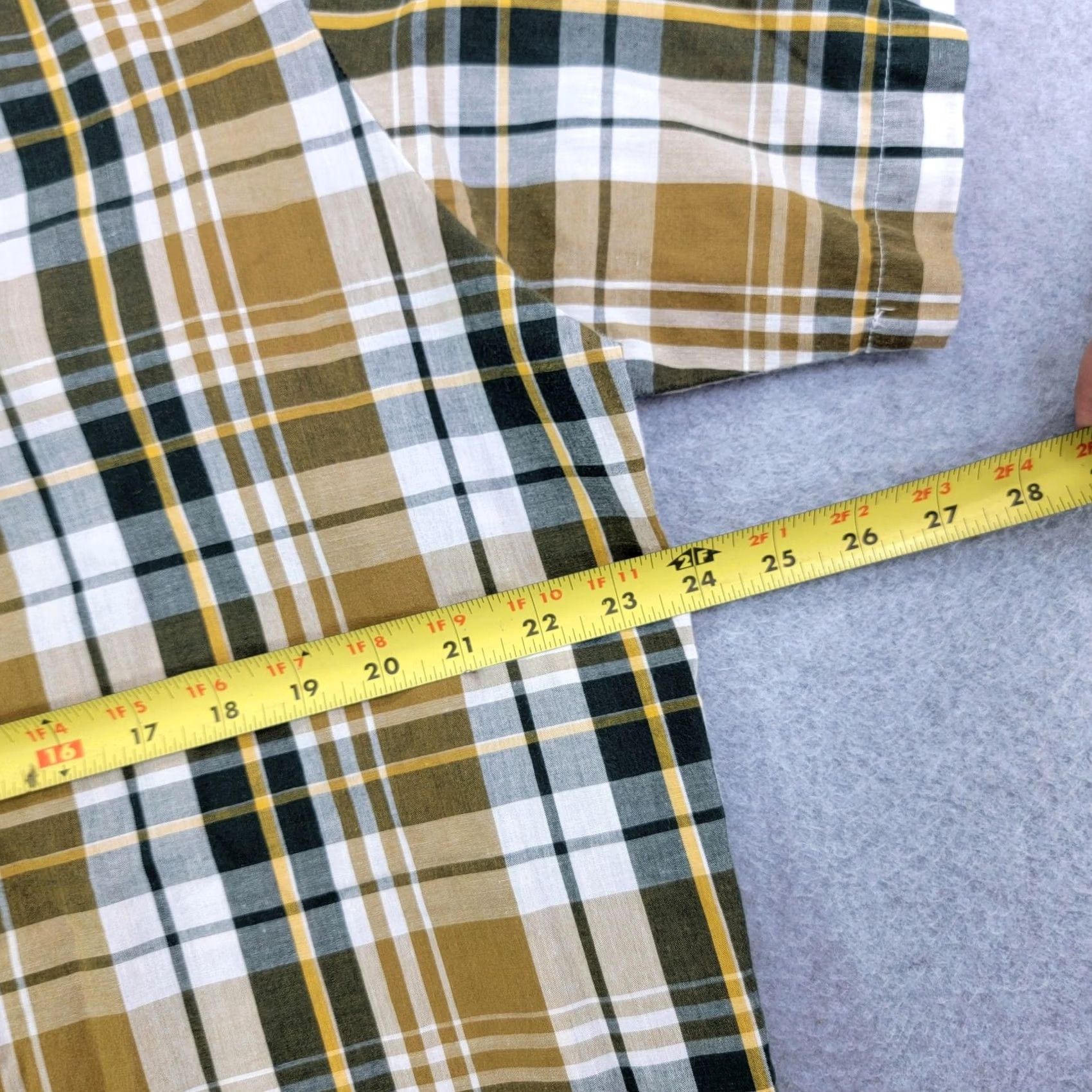 Wrangler VINTAGE? No — Wrangler Shirt Mens Medium Brown Plaid Short Sleeve Snap Front Western Pockets Size US M / EU 48-50 / 2 - 5 Thumbnail