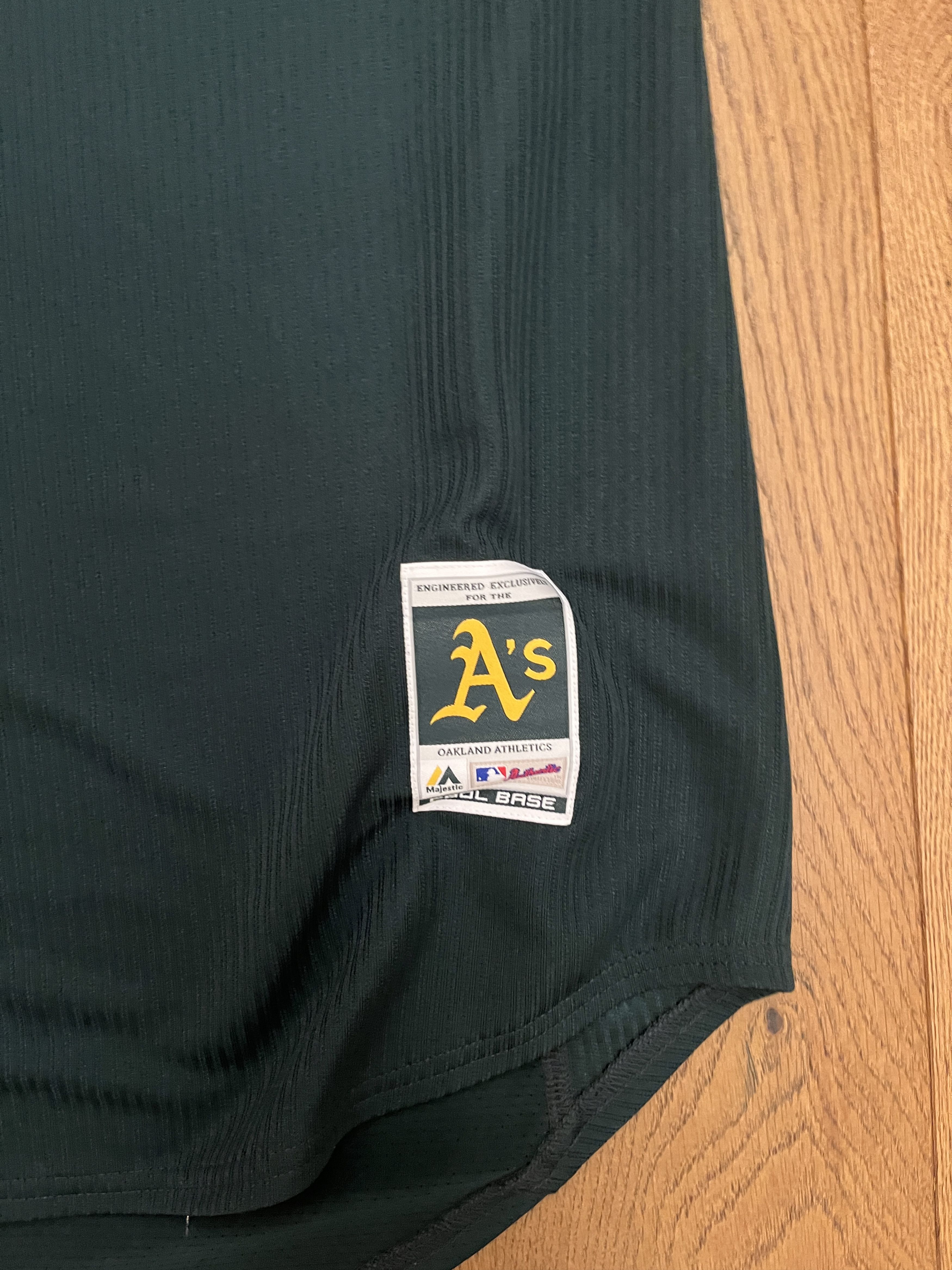 Majestic Vtg 2015 Oakland Athletics A's Majestic Authentic Jersey 52 Size US XXL / EU 58 / 5 - 3 Thumbnail