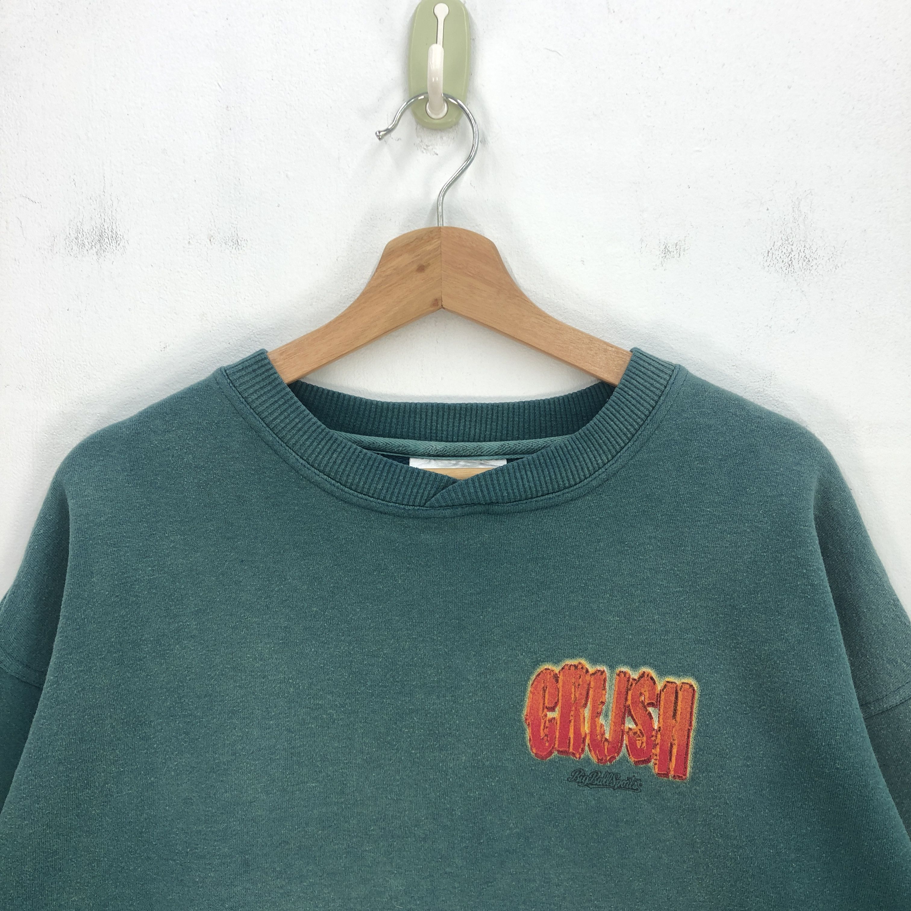 Vintage Vintage Reach Out and Crush Someone Sweater Sporting Gear Size US L / EU 52-54 / 3 - 4 Thumbnail