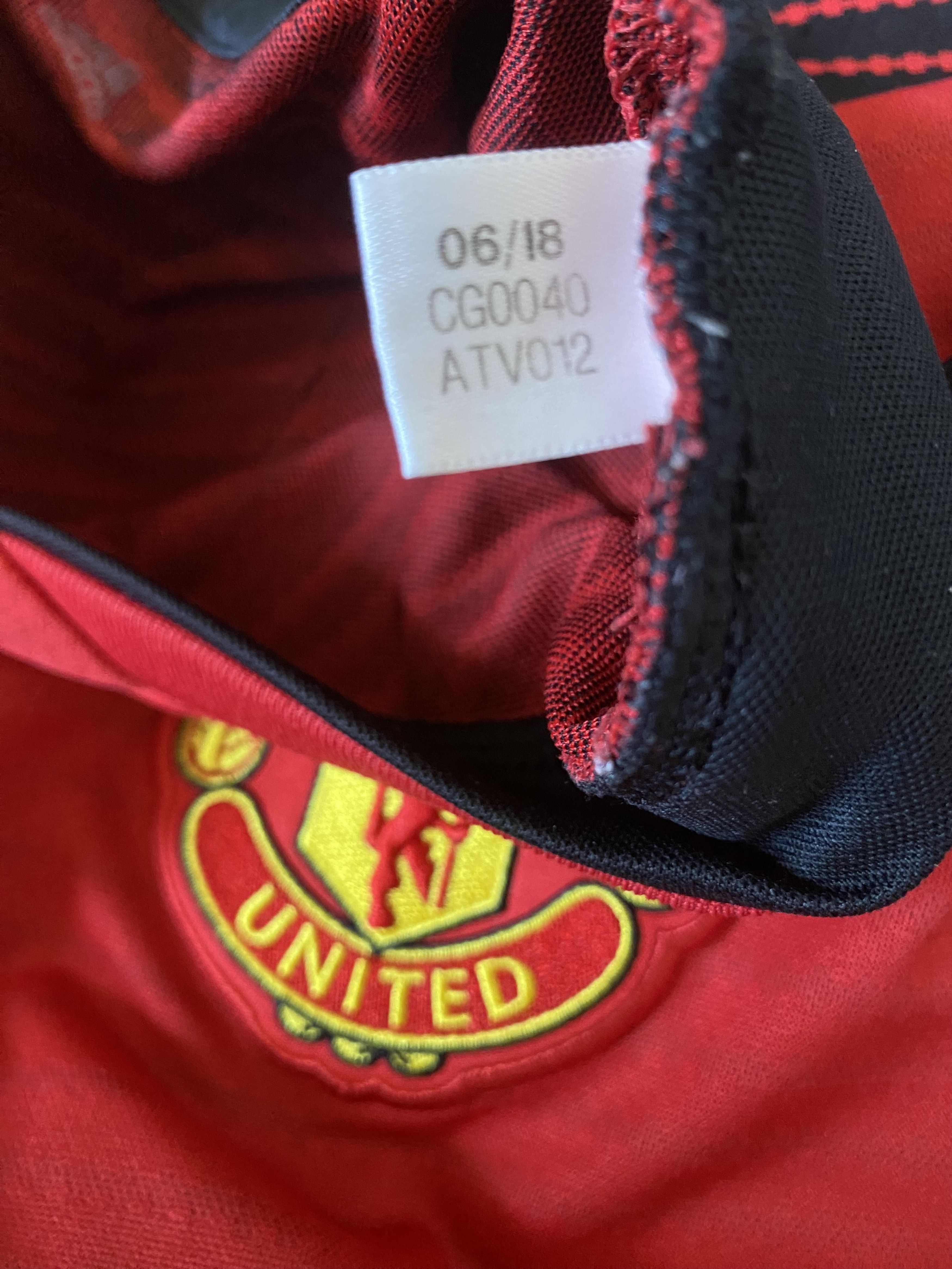Adidas MANCHESTER UNITED F.C. 2018 - 2019 - Adidas - XL - UNIQUE Size US XL / EU 56 / 4 - 6 Thumbnail
