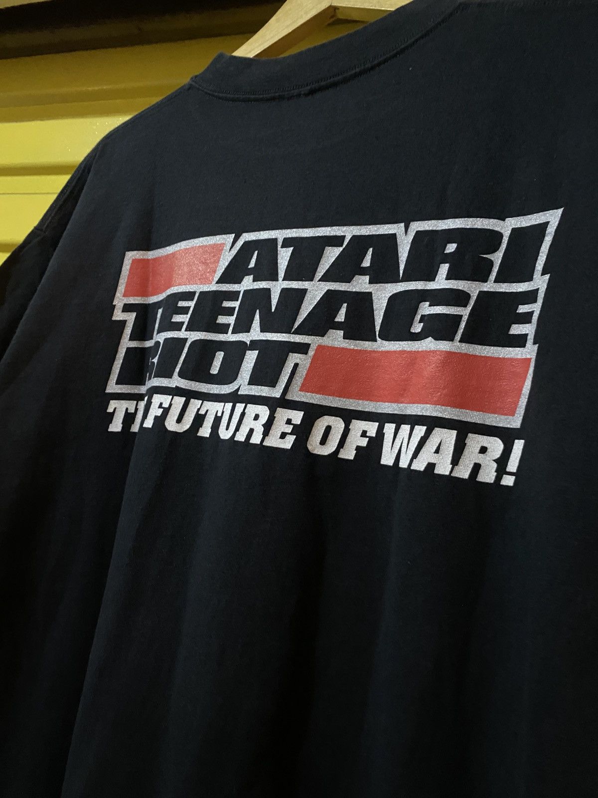 Band Tees Vintage Atari Teenage Riot Band Tee Size US L / EU 52-54 / 3 - 5 Thumbnail