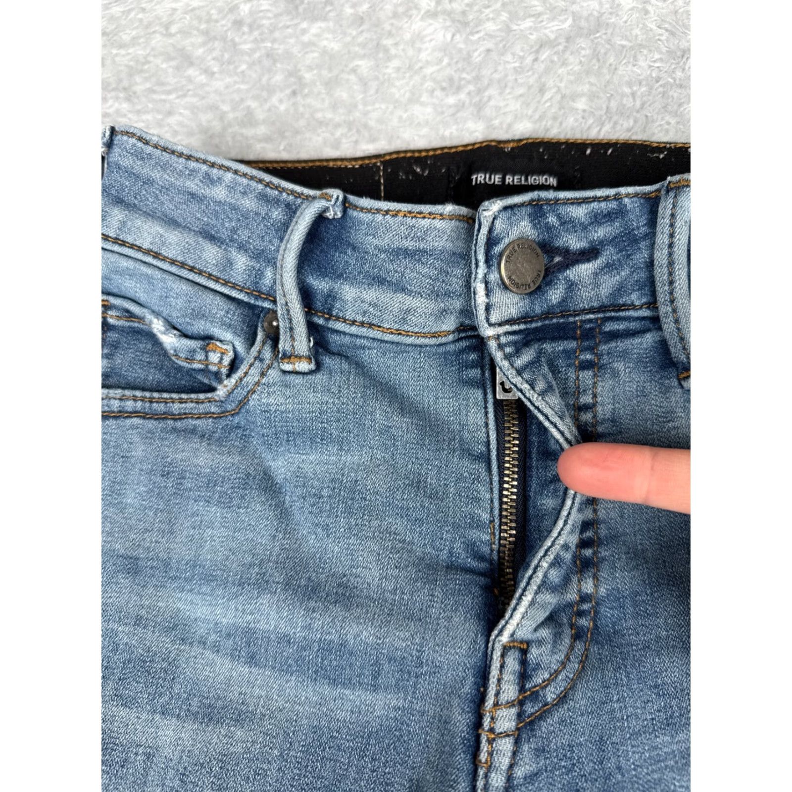 True Religion True Religion Jeans Women 26 Blue Denim Distressed Halle Straight Mid Rise 24x24 Size 26" / US 2 / IT 38 - 5 Thumbnail