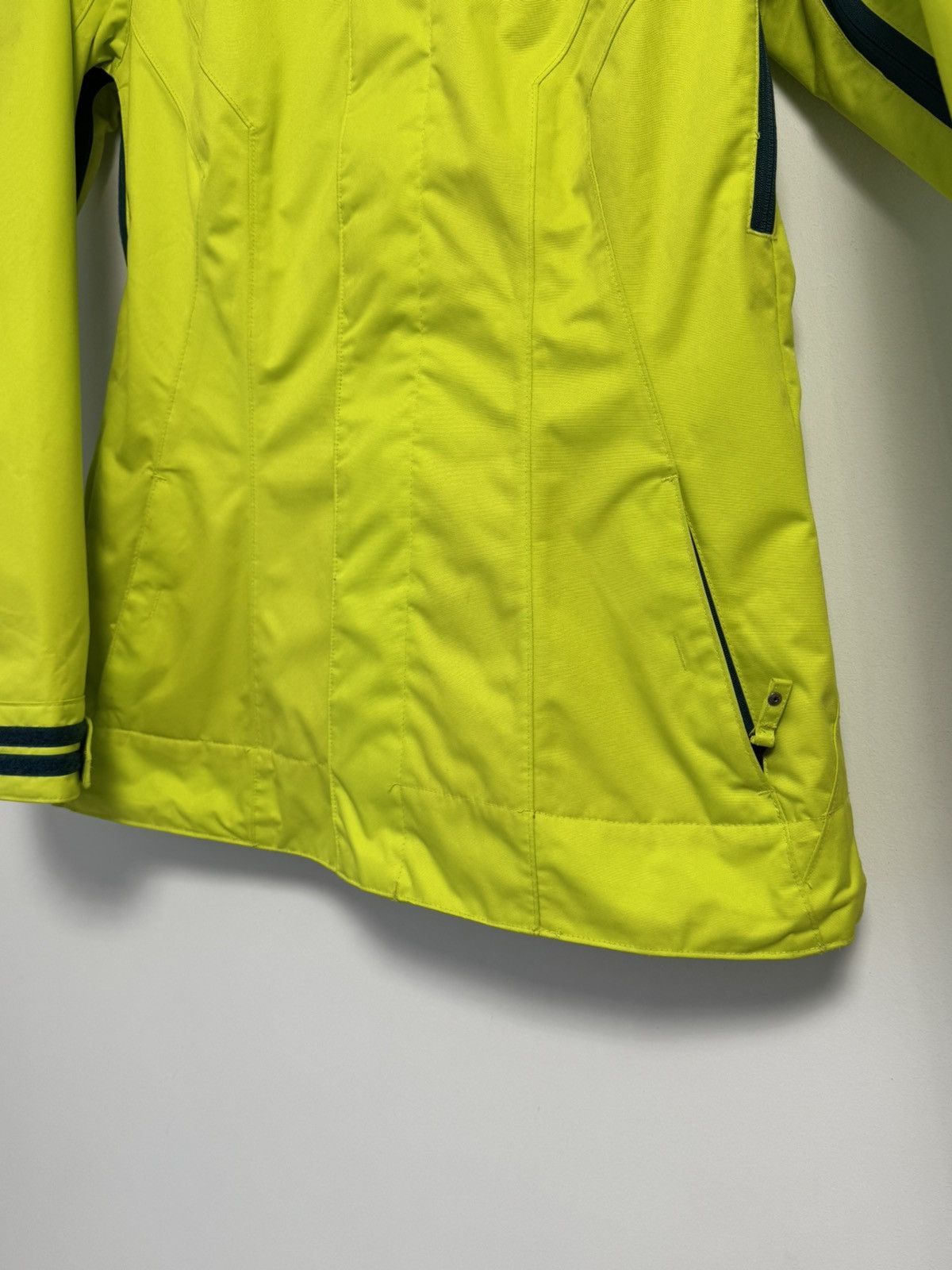 Oakley Oakley Vintage Y2K style Outdoor Jacket Women’s Size M / US 6-8 / IT 42-44 - 8 Thumbnail