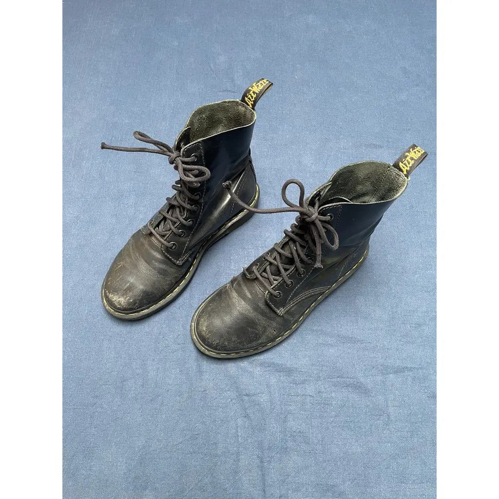 Dr. Martens Dr. Martens 1460 Vintage Black Leather Boots Size US 6 / IT 36 - 3 Thumbnail