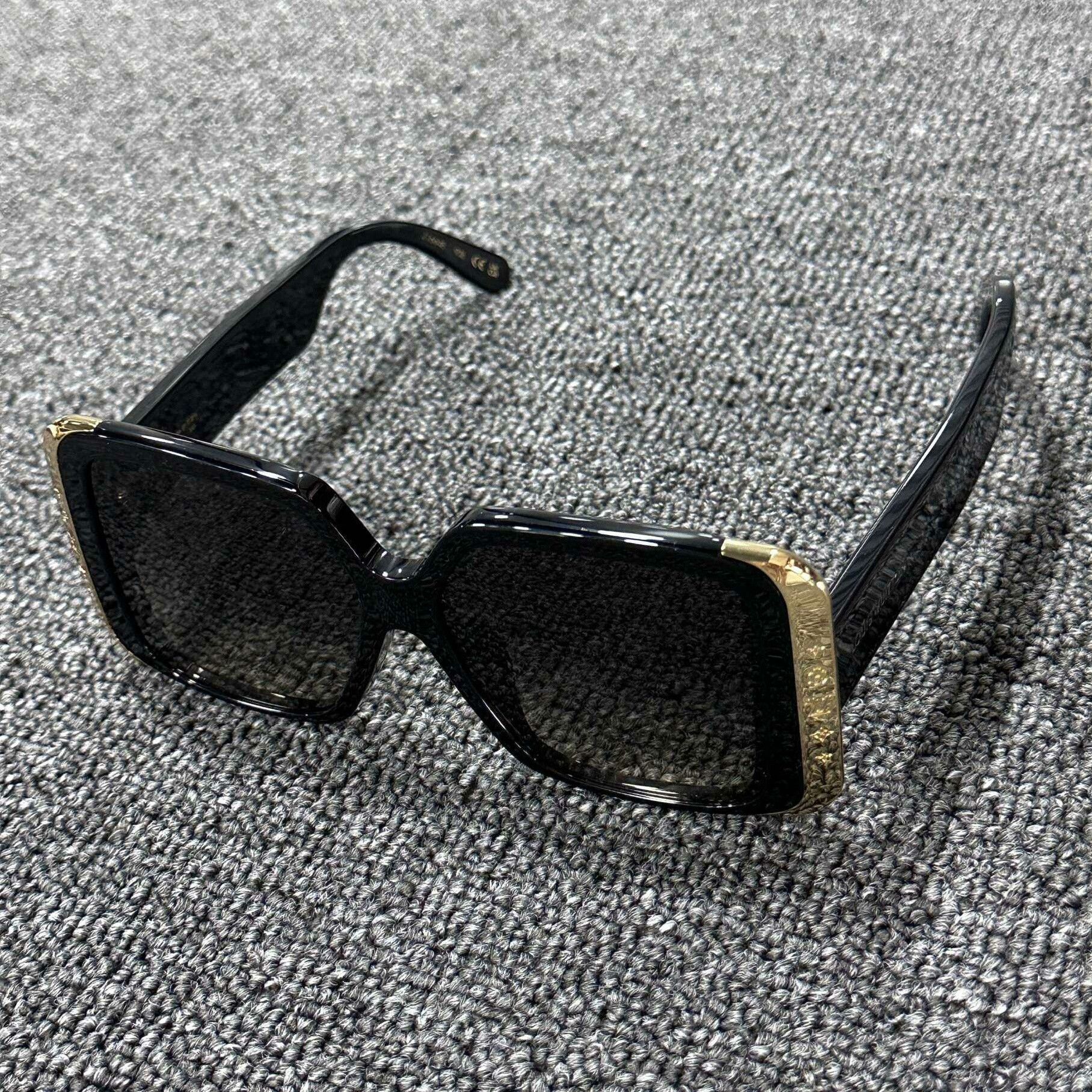 Louis Vuitton Louis Vuitton Metal Logo Sunglasses Size ONE SIZE - 1 Thumbnail