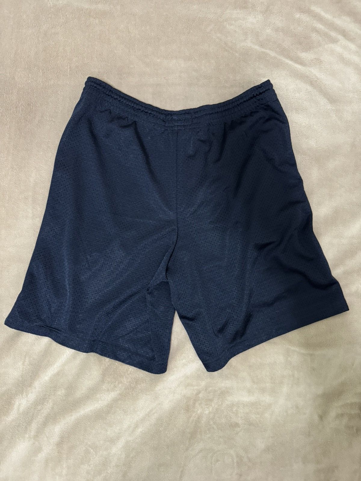 Champion Vintage Navy blue and gold Notre Dame Shorts Size US 33 - 2 Thumbnail