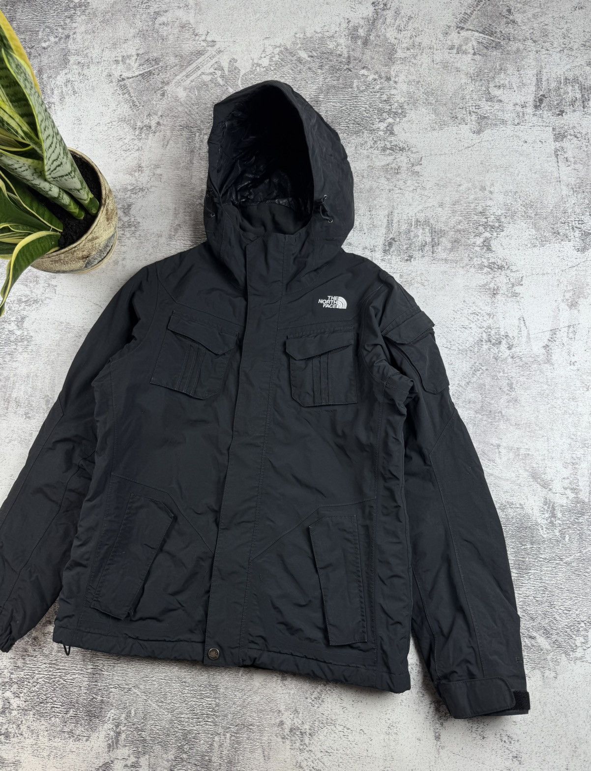 The North Face The North Face Pocket Hiking DryVent Women’s Small Black Zip Jacket Windbreaker Size S / US 4 / IT 40 - 3 Thumbnail