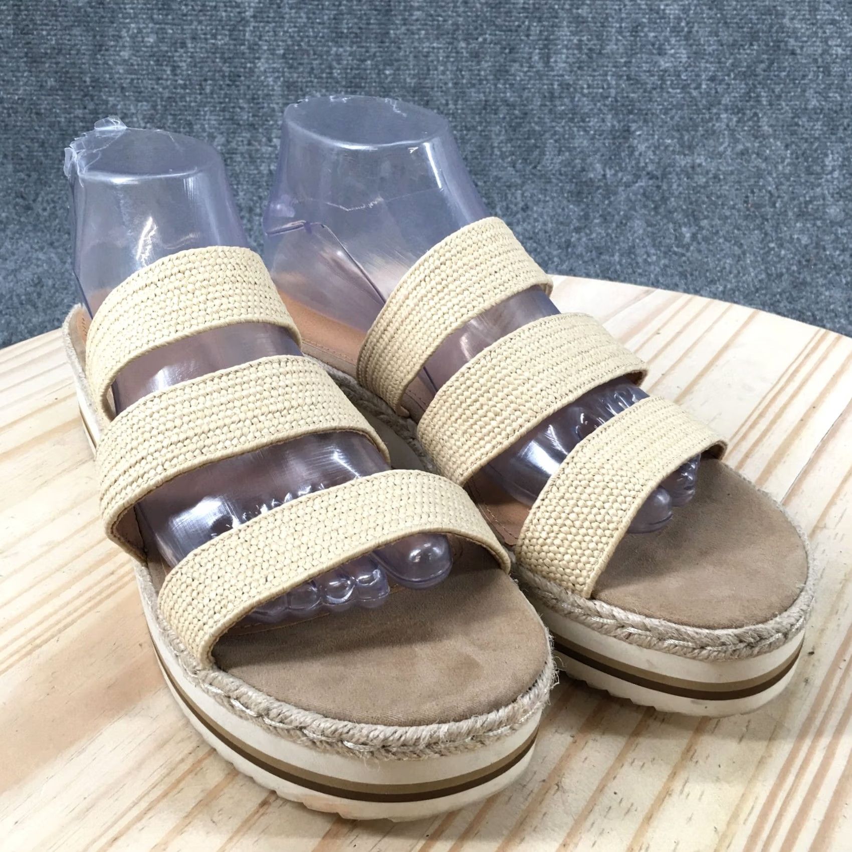 Vintage Universal Thread Florence Sandals Womens 10 Beige Slip On Platform Slide Casual Footwear Size US 10 / IT 40 - 3 Thumbnail