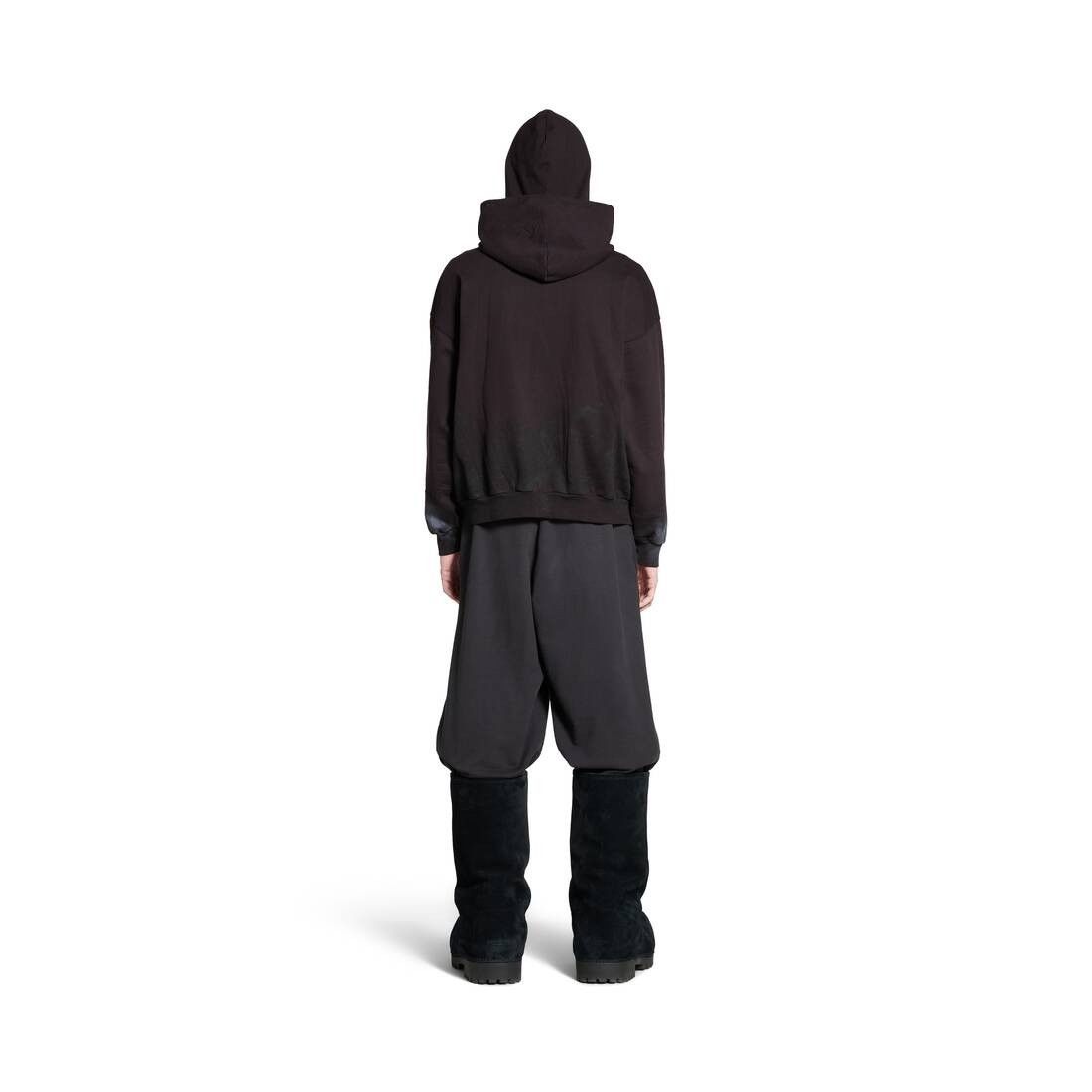 Balenciaga o1w1db10126 Metal BB Stencil Hoodie Medium Fit in Black Size US XXL / EU 58 / 5 - 4 Thumbnail