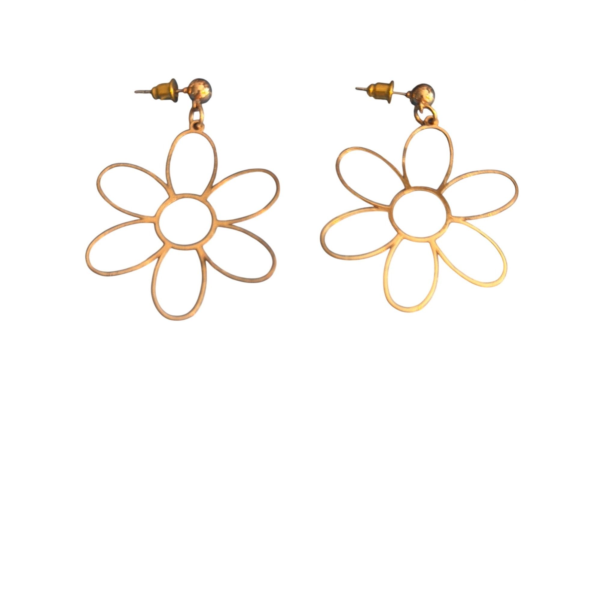 Other Gold Tone Open Flower Drop Dangle Earrings Lightweight State Size ONE SIZE - 1 Thumbnail