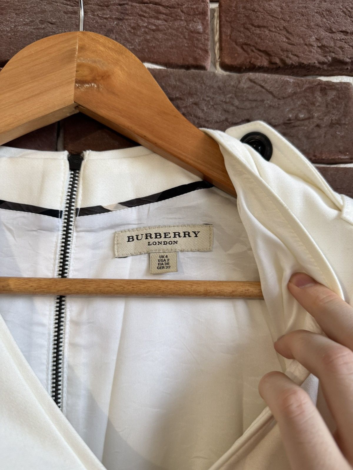 Burberry Vintage Y2K Burberry Luxury Dress Designer 36IT White Size XS / US 0-2 / IT 36-38 - 8 Thumbnail