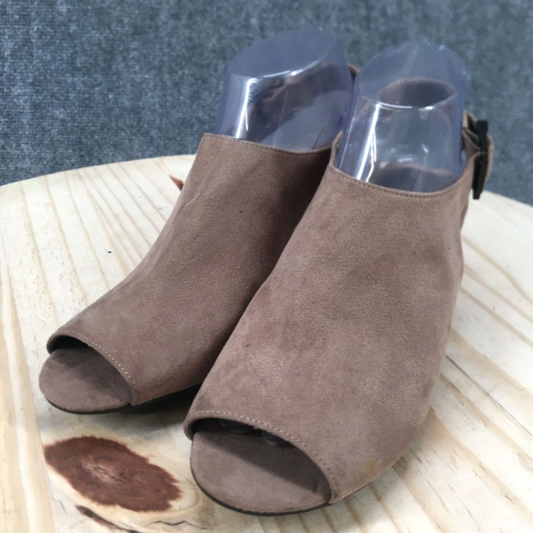 Vintage LifeStride Sandals Women Relay Slingback Brown Fabric Peep Toe Block Heels 8.5M Size US 9 / IT 39 - 6 Thumbnail
