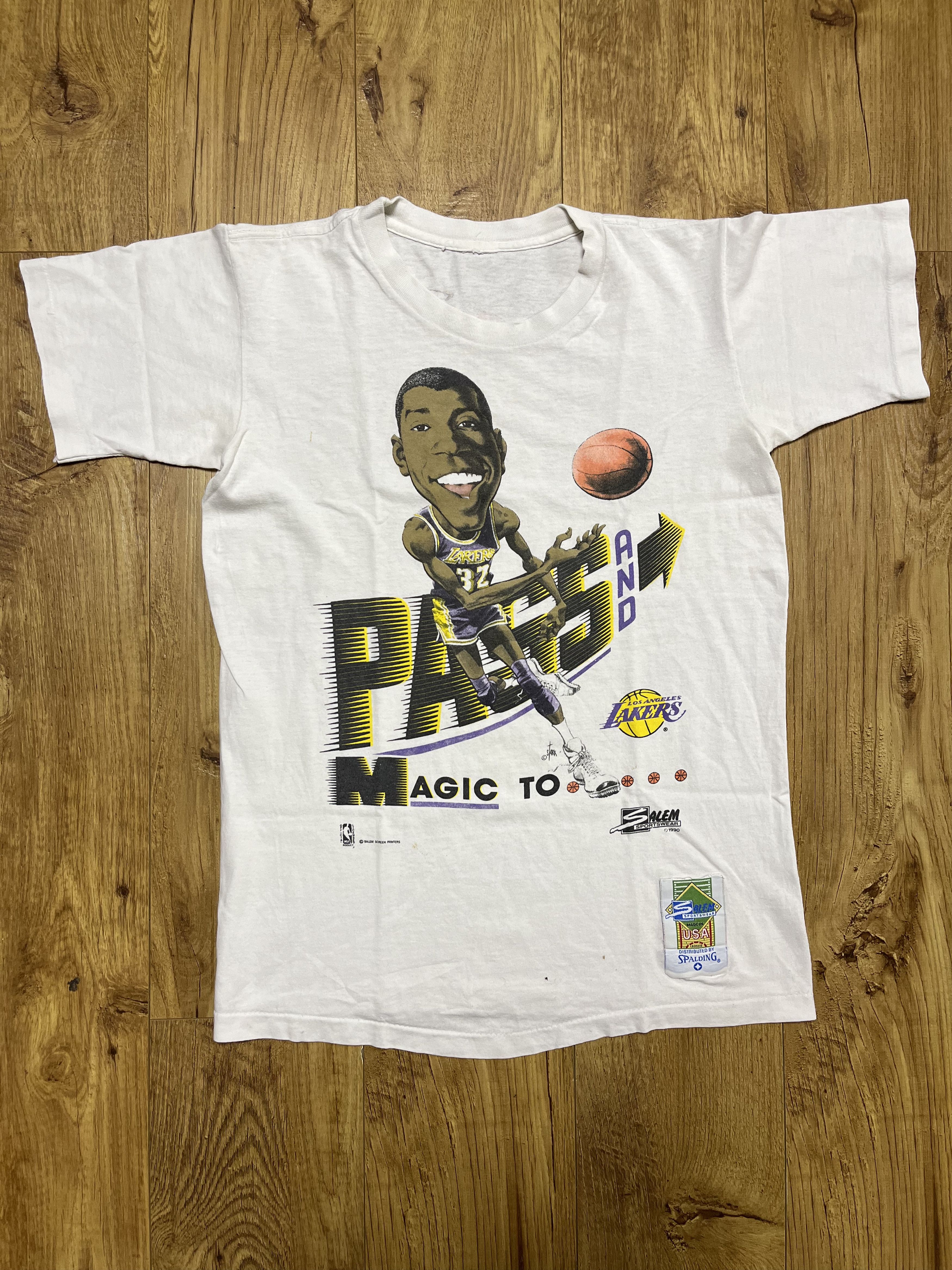 image of NBA x Salem Vintage Los Angeles Lakers Magic Johnson T-Shirt in White, Men's (Size Small)