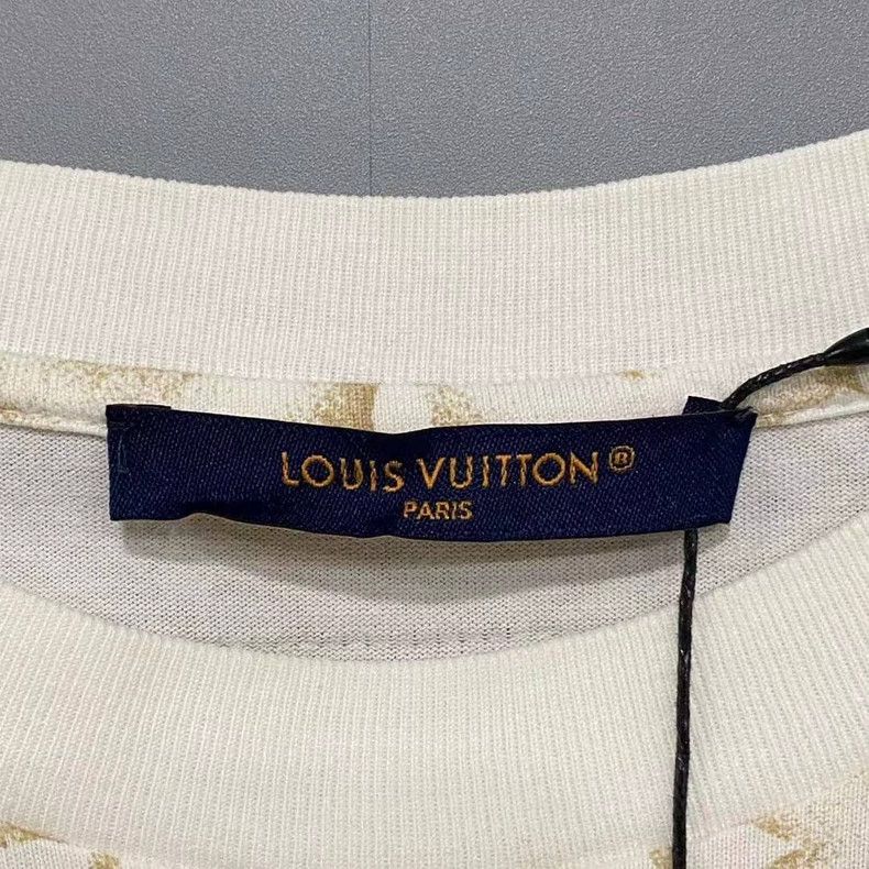 Louis Vuitton Louis Vuitton New Beige Full Print Short Sleeve Size US M / EU 48-50 / 2 - 5 Thumbnail