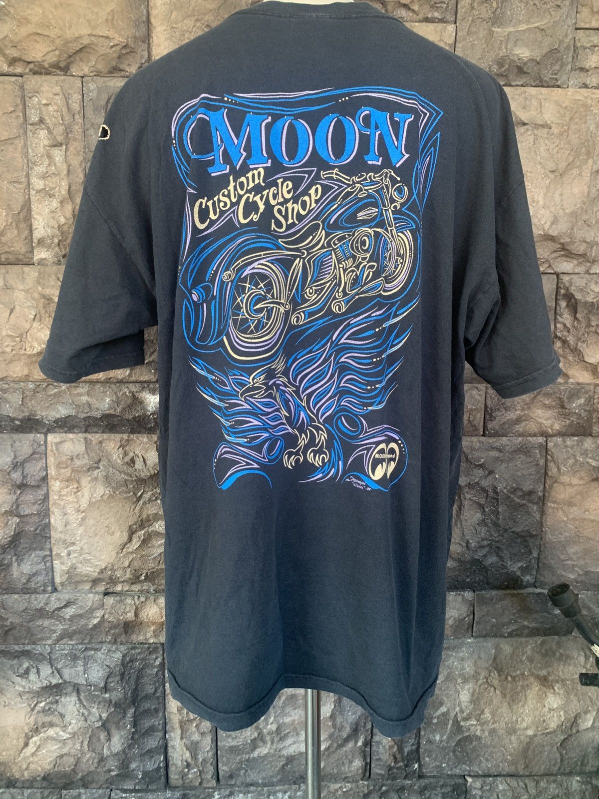 Vintage Vintage Mooneyes Custom Cycle Shop T shirt Size US XL / EU 56 / 4 - 1 Thumbnail