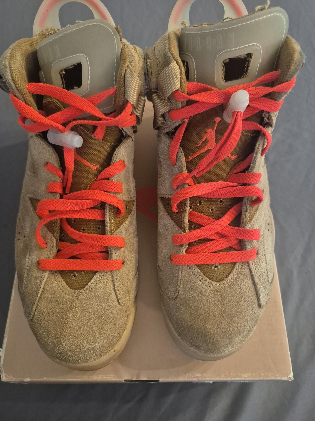 Jordan Brand Air Jordan 6 x Travis Scott “British Khaki” Size 9 Size US 9 / EU 42 - 3 Thumbnail