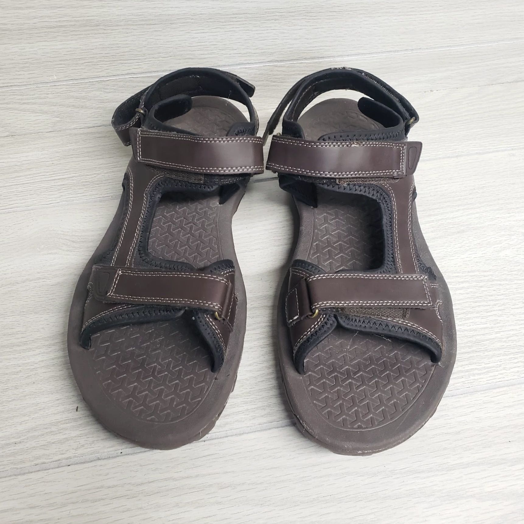 Eddie Bauer VINTAGE Eddie Bauer River Sandals Men's 13 Brown Gray Hook & Loop Ankle Strap River Shoes Size ONE SIZE - 3 Thumbnail