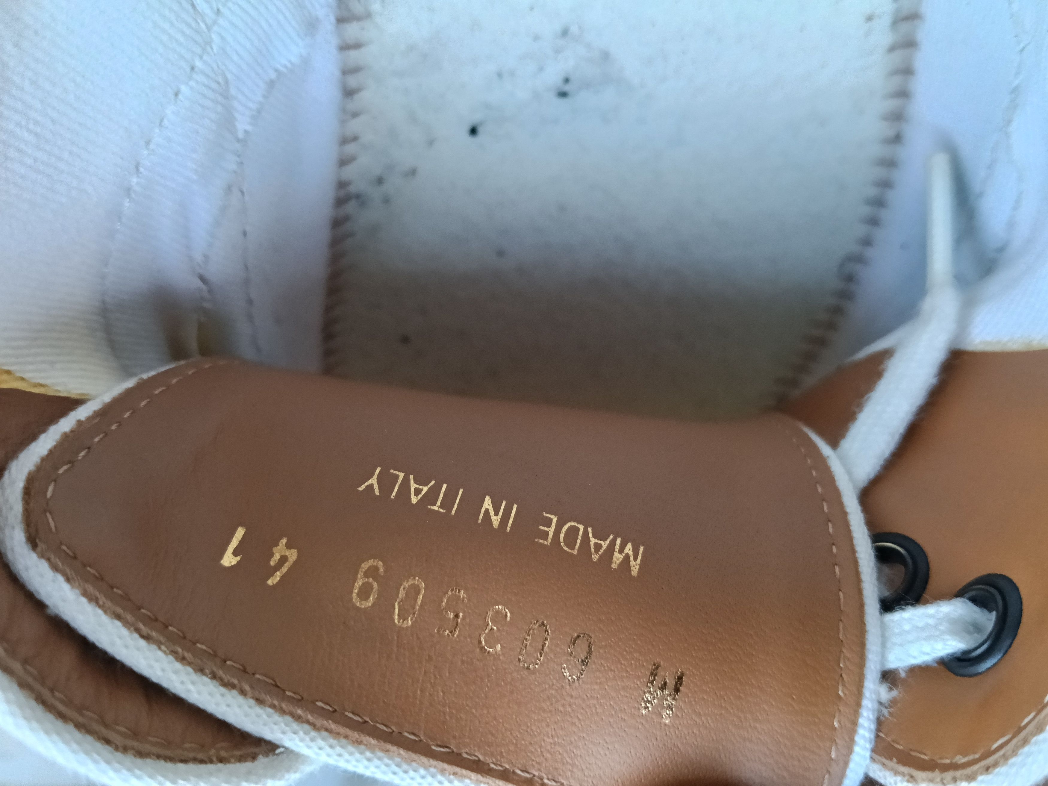 Saint Laurent Paris Saint Laurent Venice off-white canvas sneakers Size US 8 / EU 41 - 11 Thumbnail