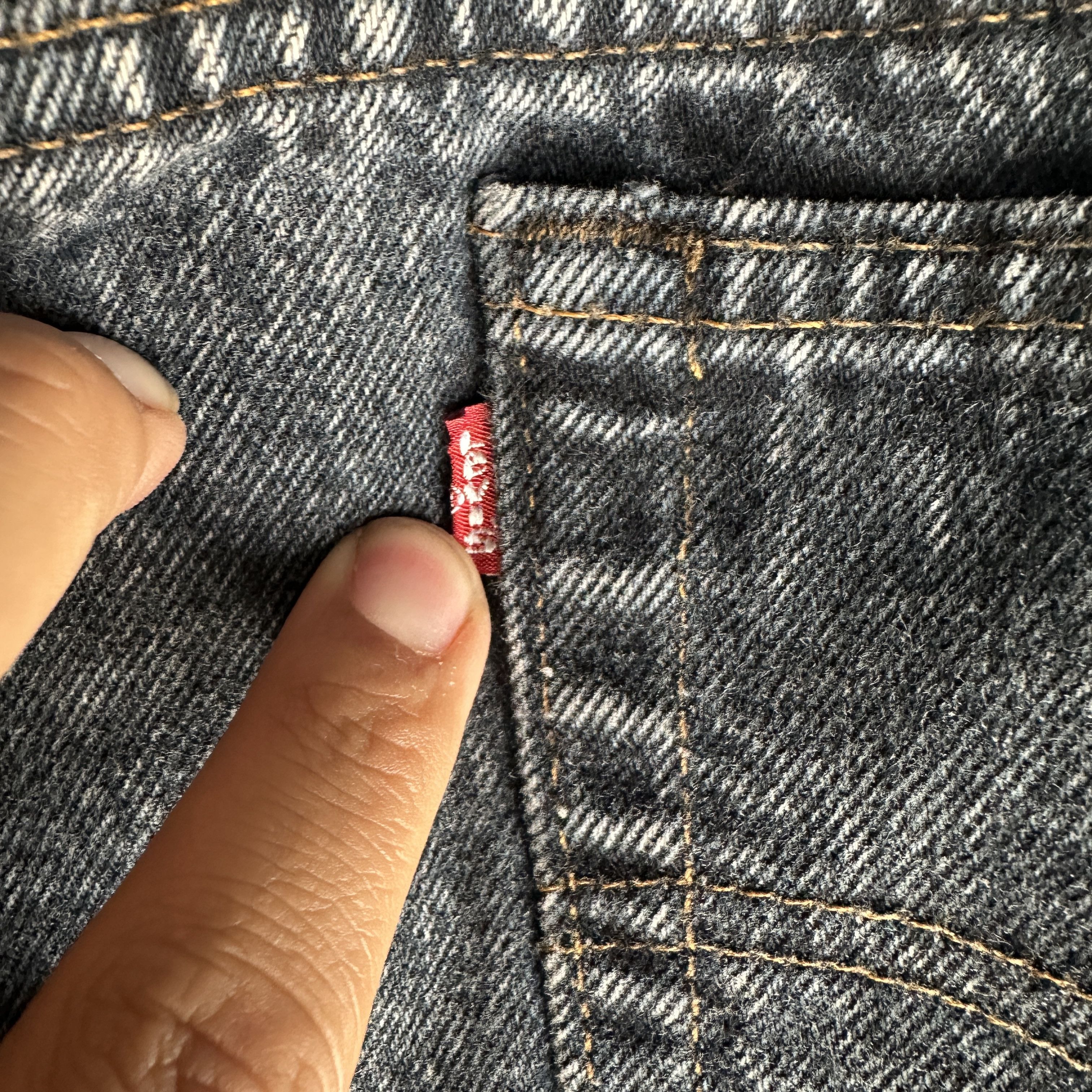 Levi's Vtg Levis 501 Jeans Mens 36x30 Black Button Fly Made in USA Size US 36 / EU 52 - 10 Thumbnail