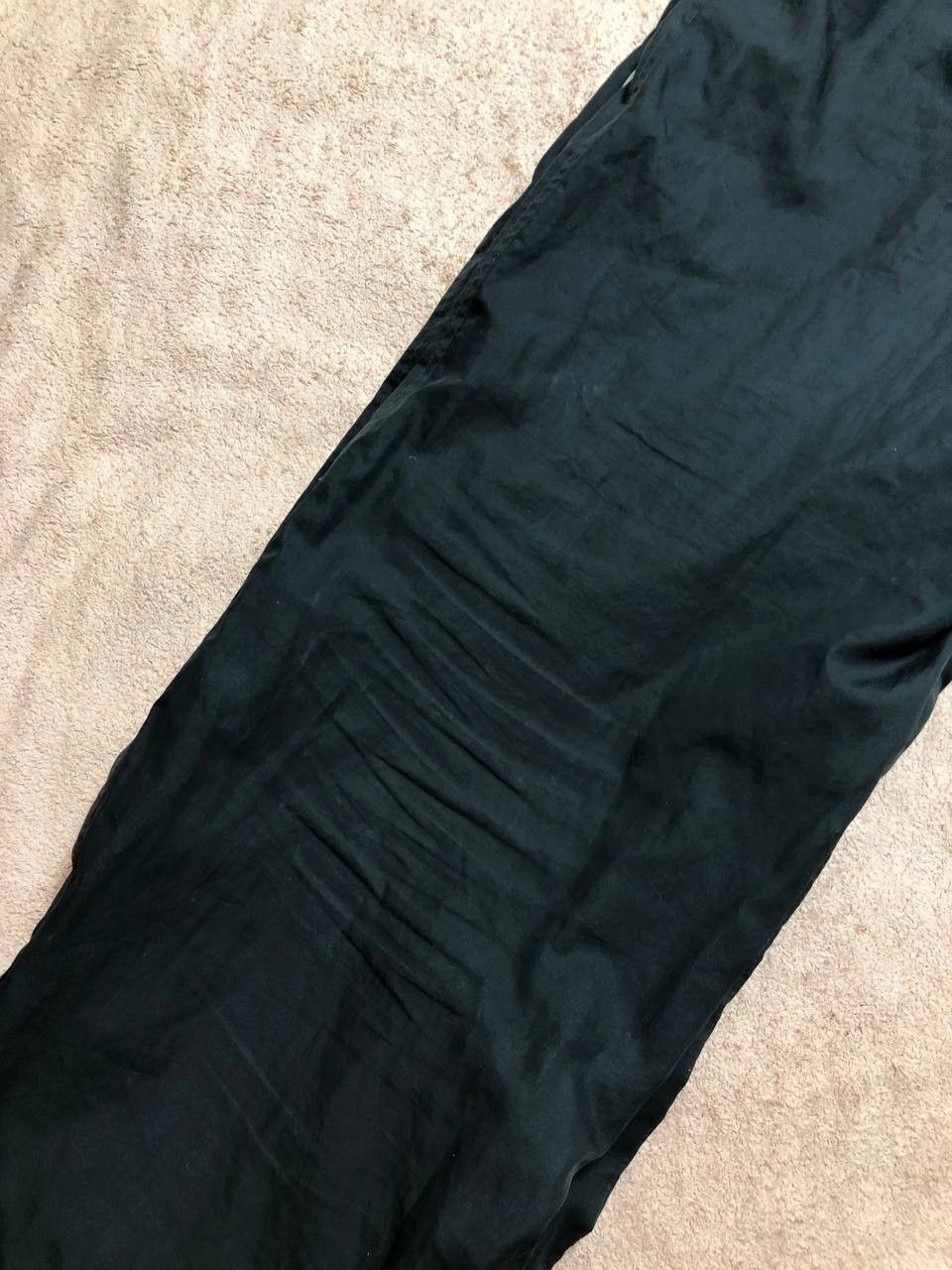 Nike VINTAGE NIKE NYLON SWEATPANTS RETRO Size US 32 / EU 48 - 21 Thumbnail