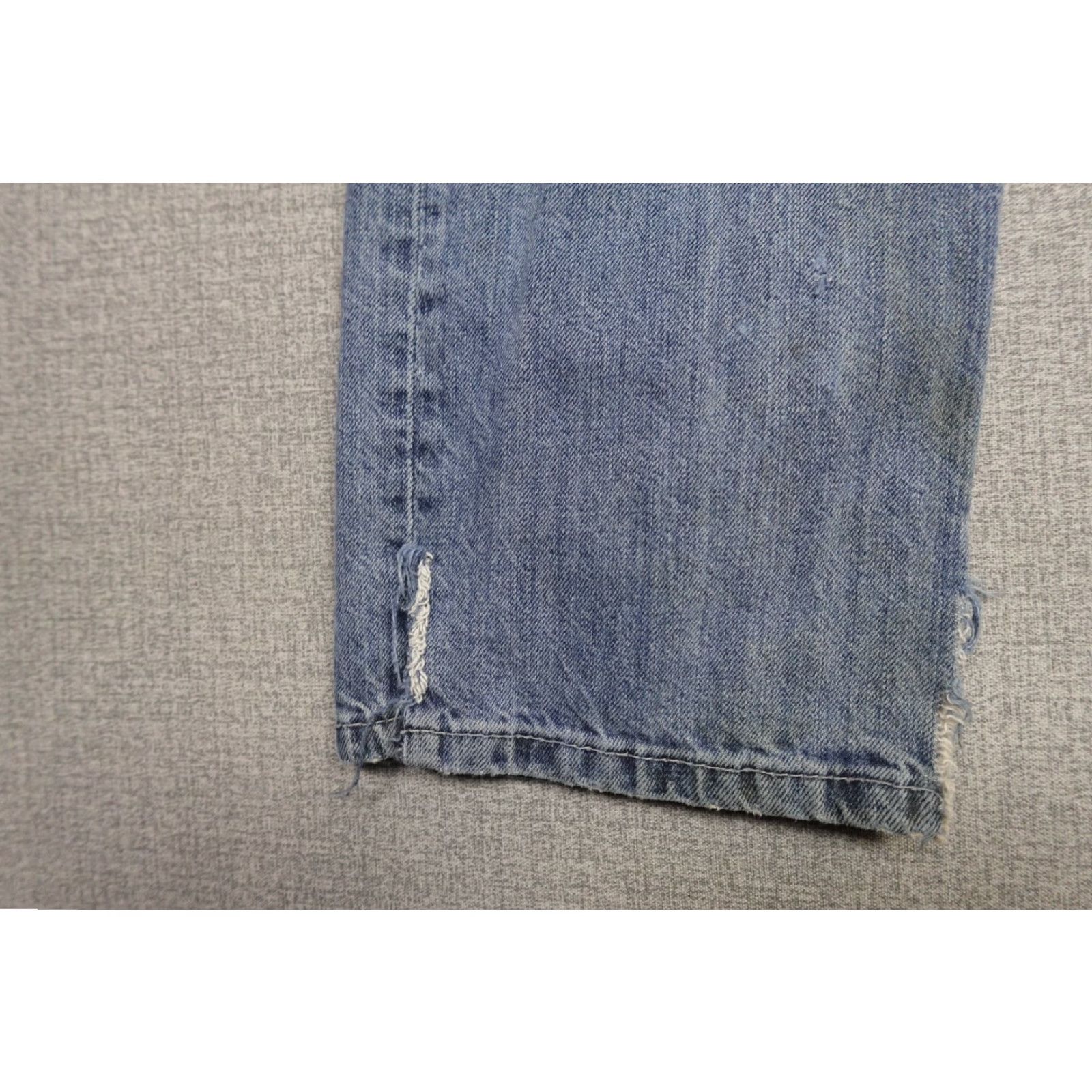 Levi's Levi's 514 Jeans Men 30x32 Blue Slim Straight Light Wash Denim Rancher Western Size US 30 / EU 46 - 6 Thumbnail